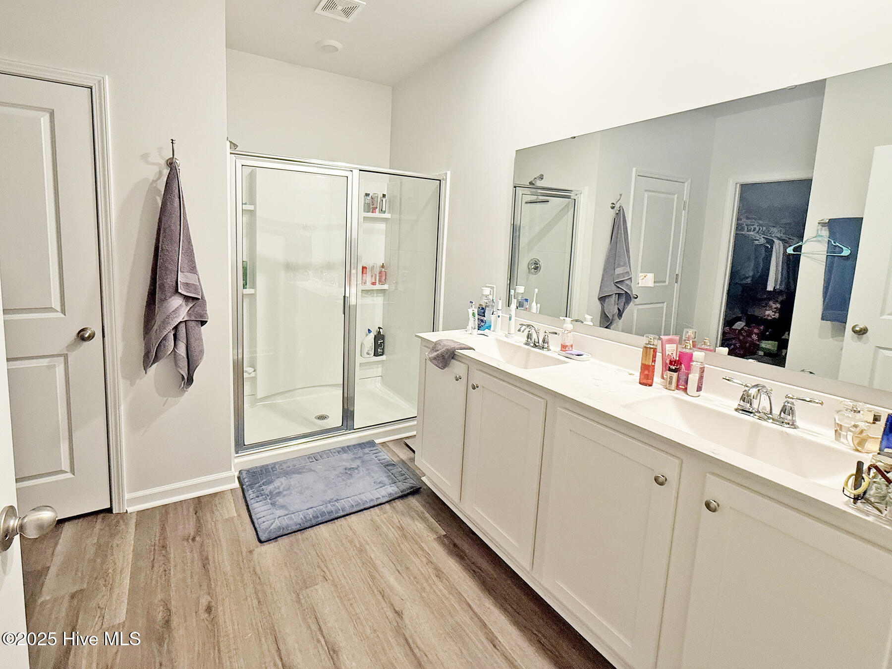 100544374 | Photo 27