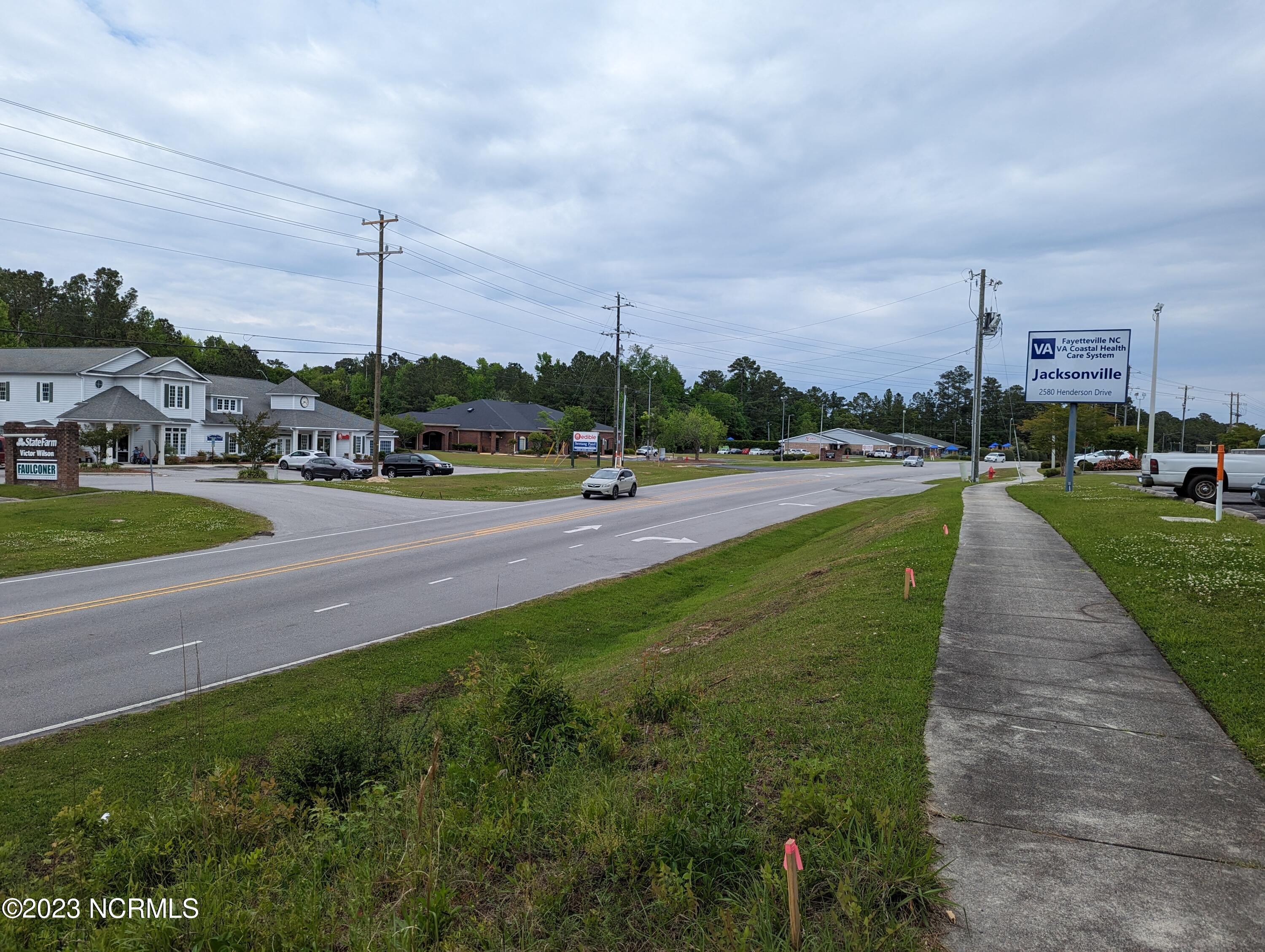 2520 Henderson Drive,Jacksonville