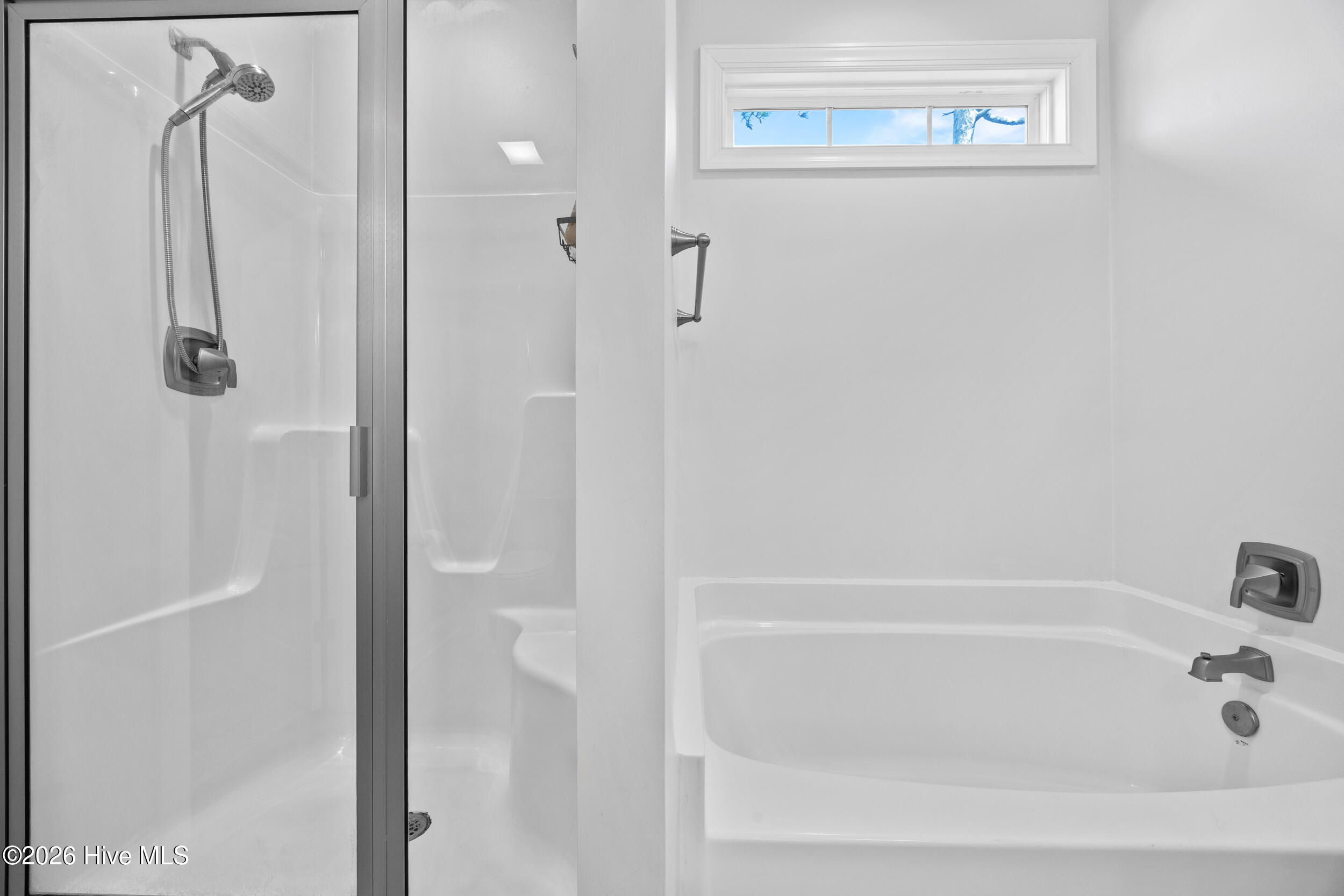 100553911 | Photo 18