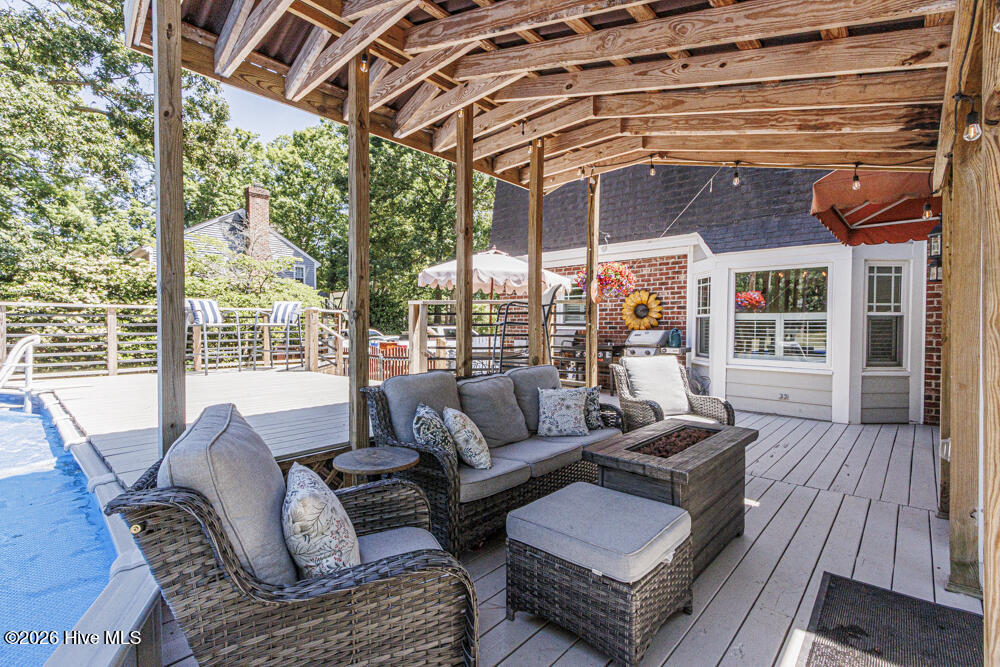Additional Deck