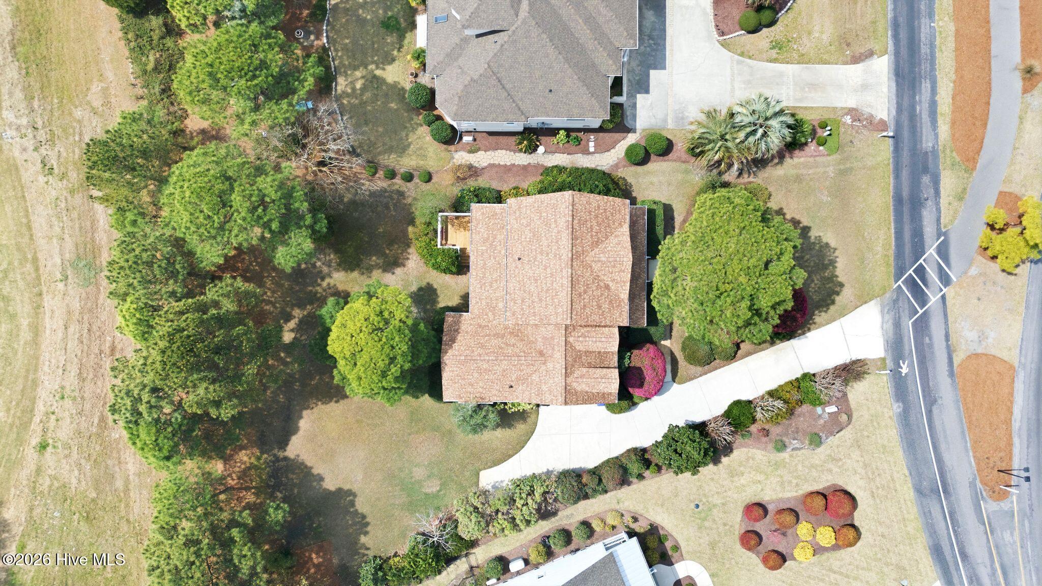 100564291 | Photo 75