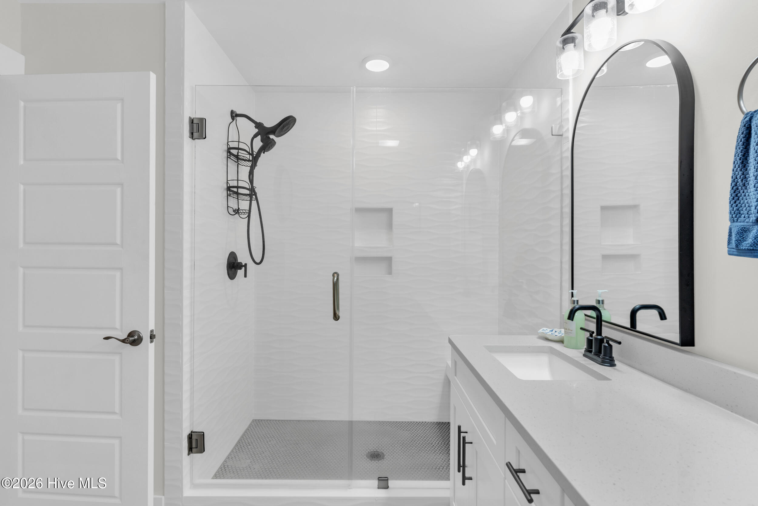 100549531 | Photo 19