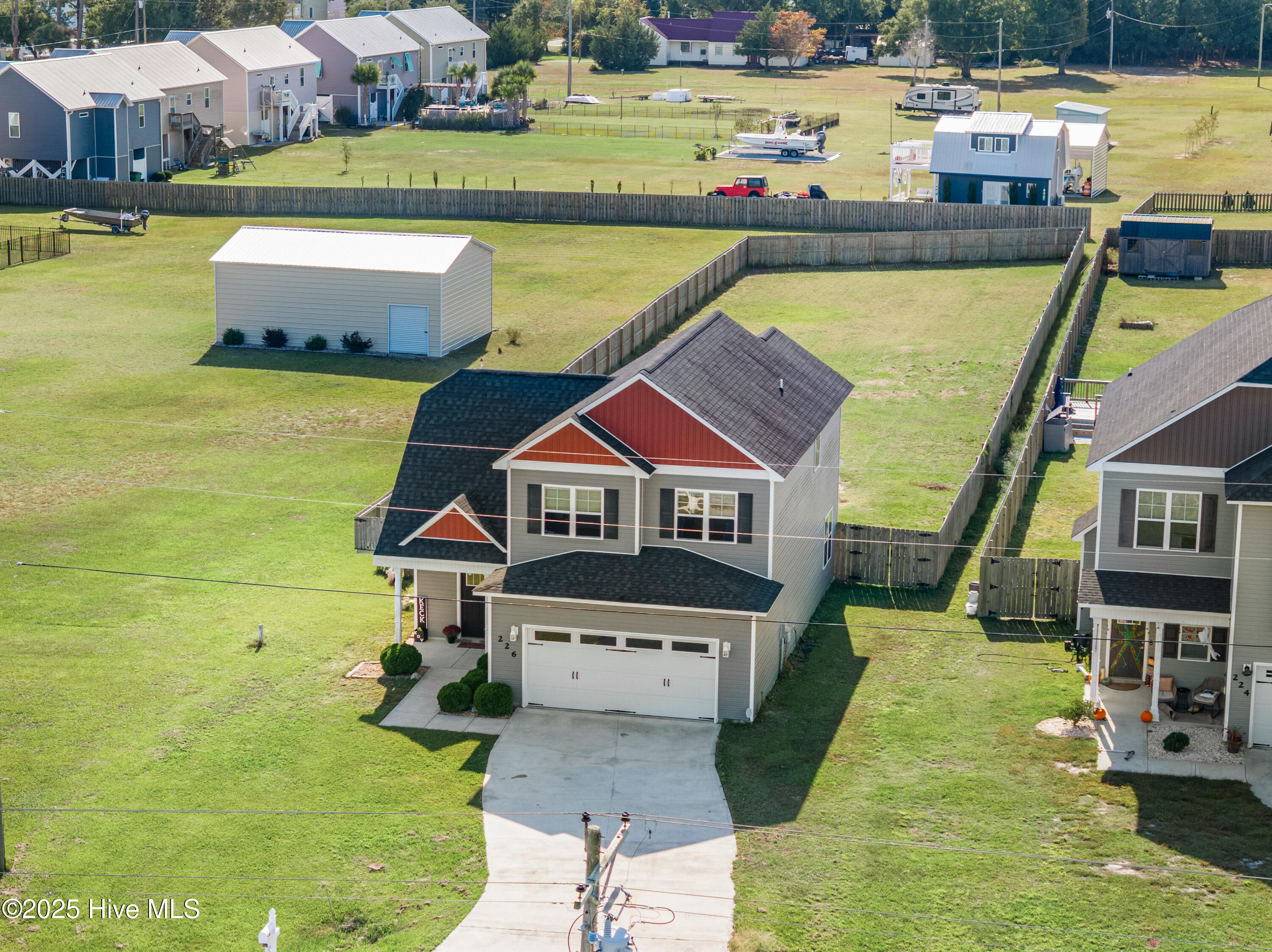 100538122 | Photo 52