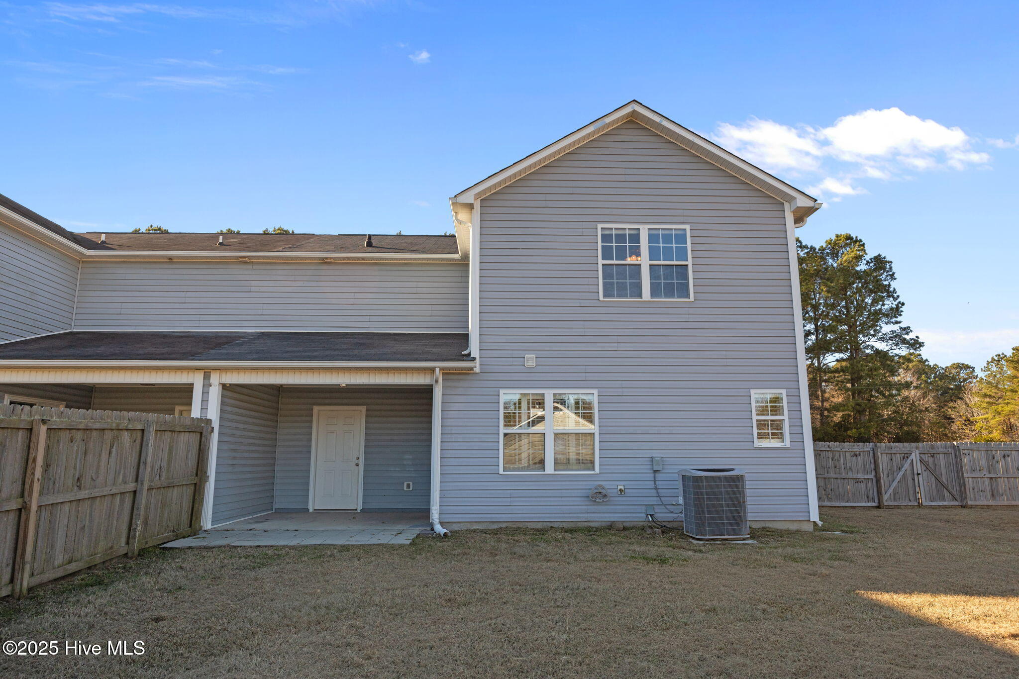 100546032 | Photo 39