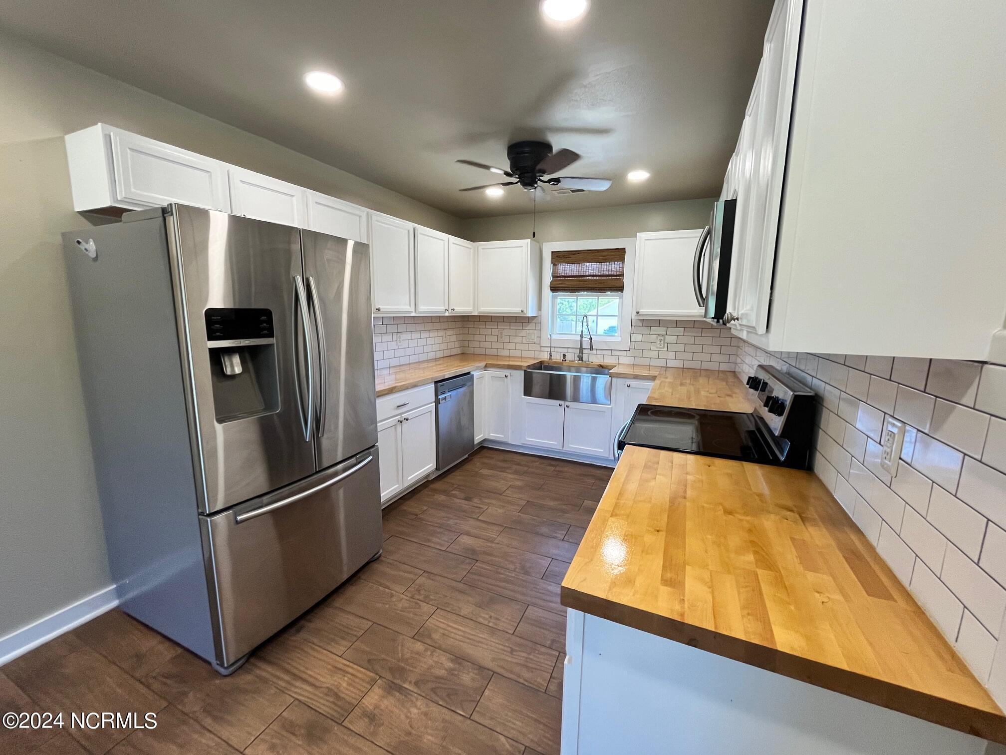 112 Jenna Rea Road,Hubert