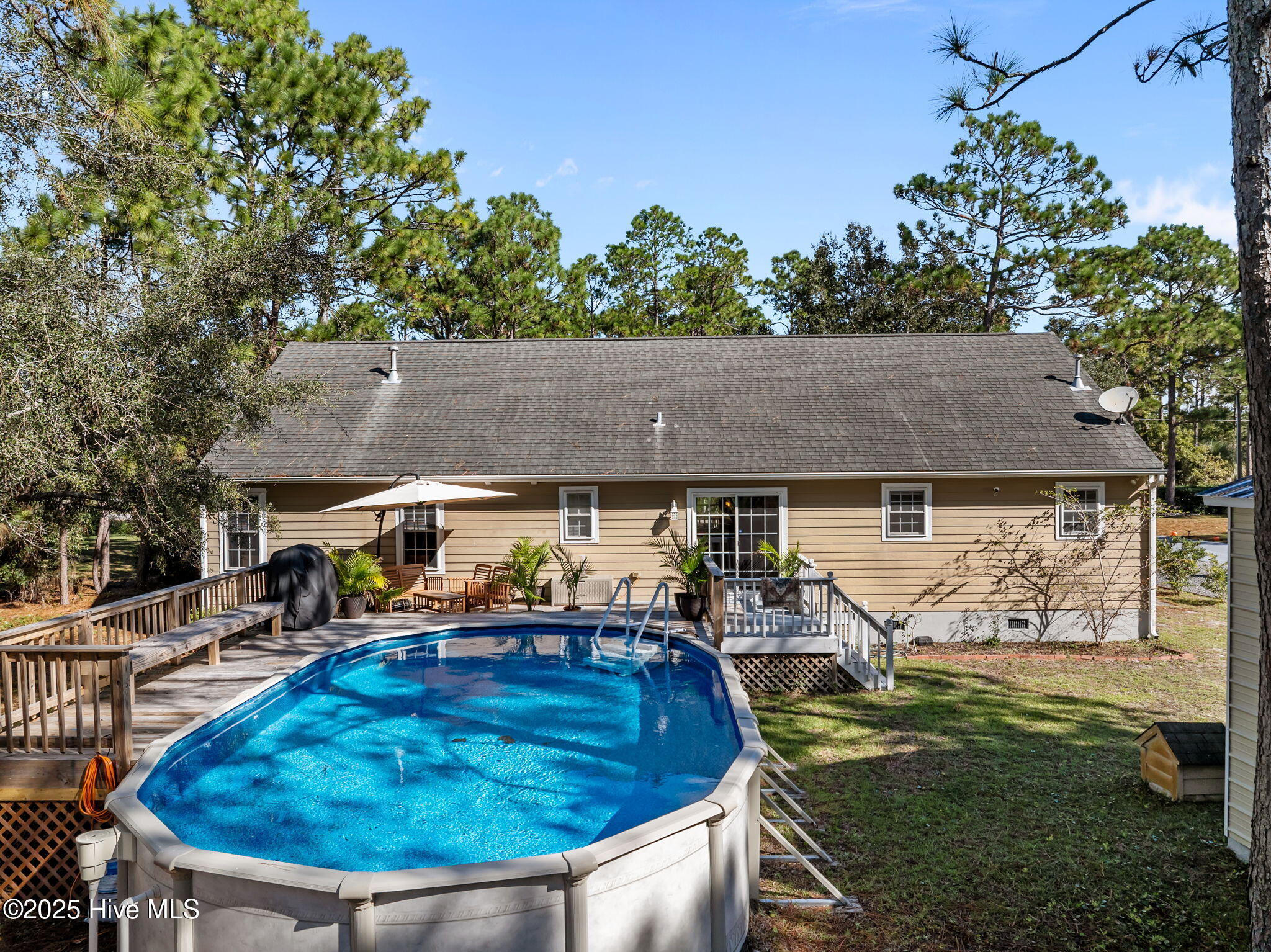 100536417 | Photo 38