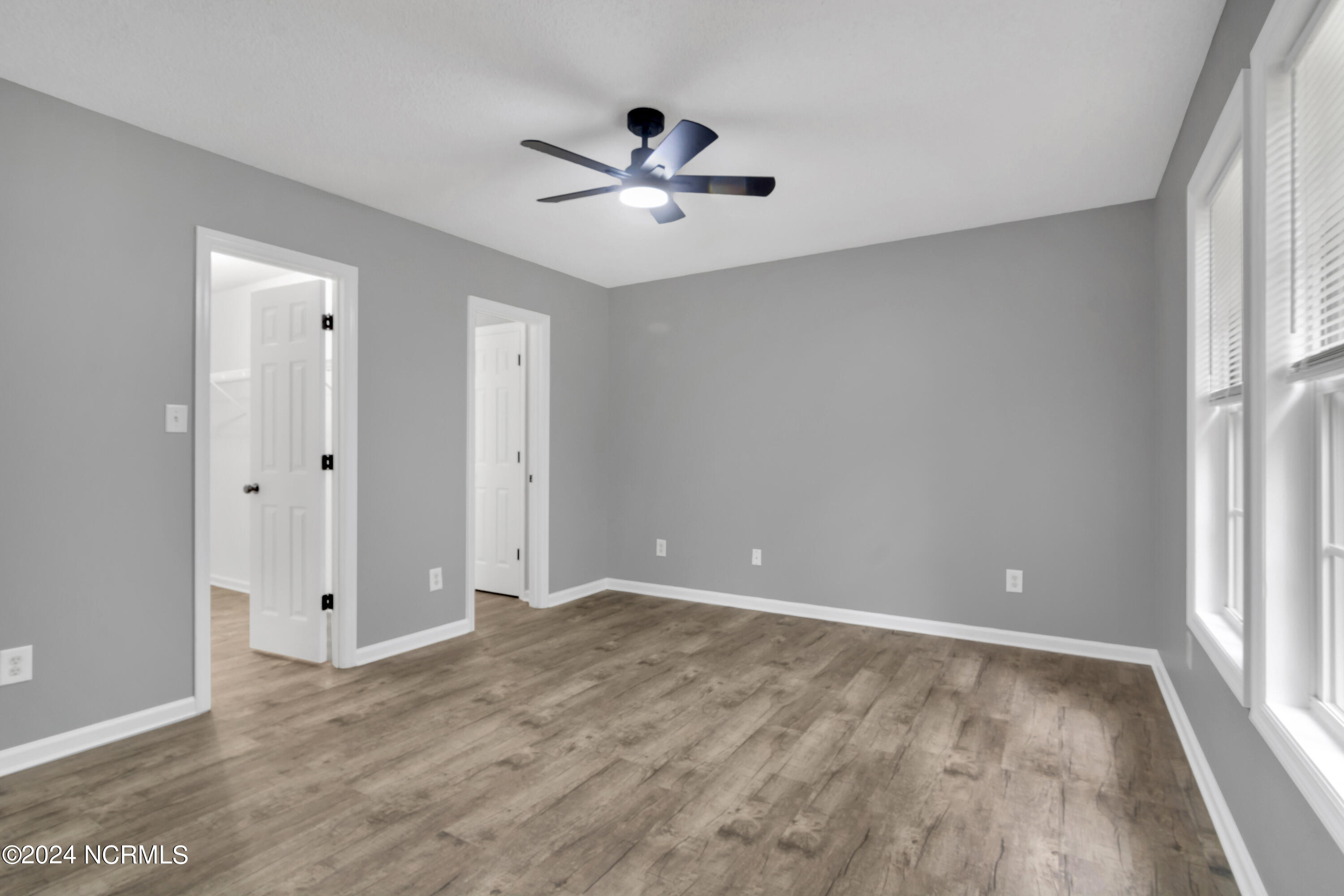 100544101 | Photo 10