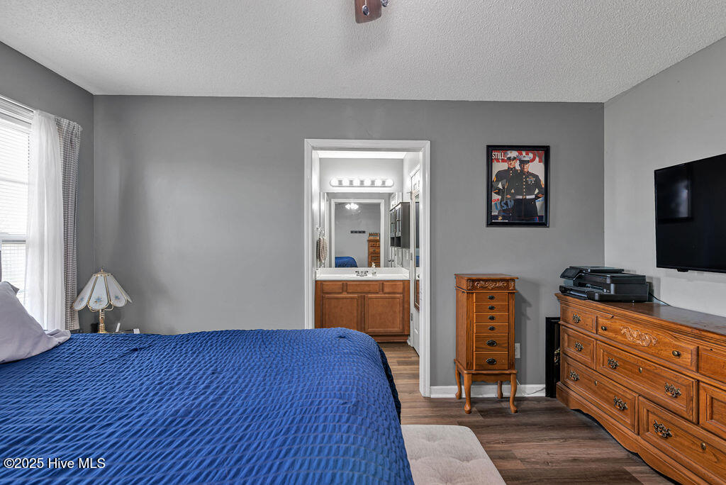 100533918 | Photo 18