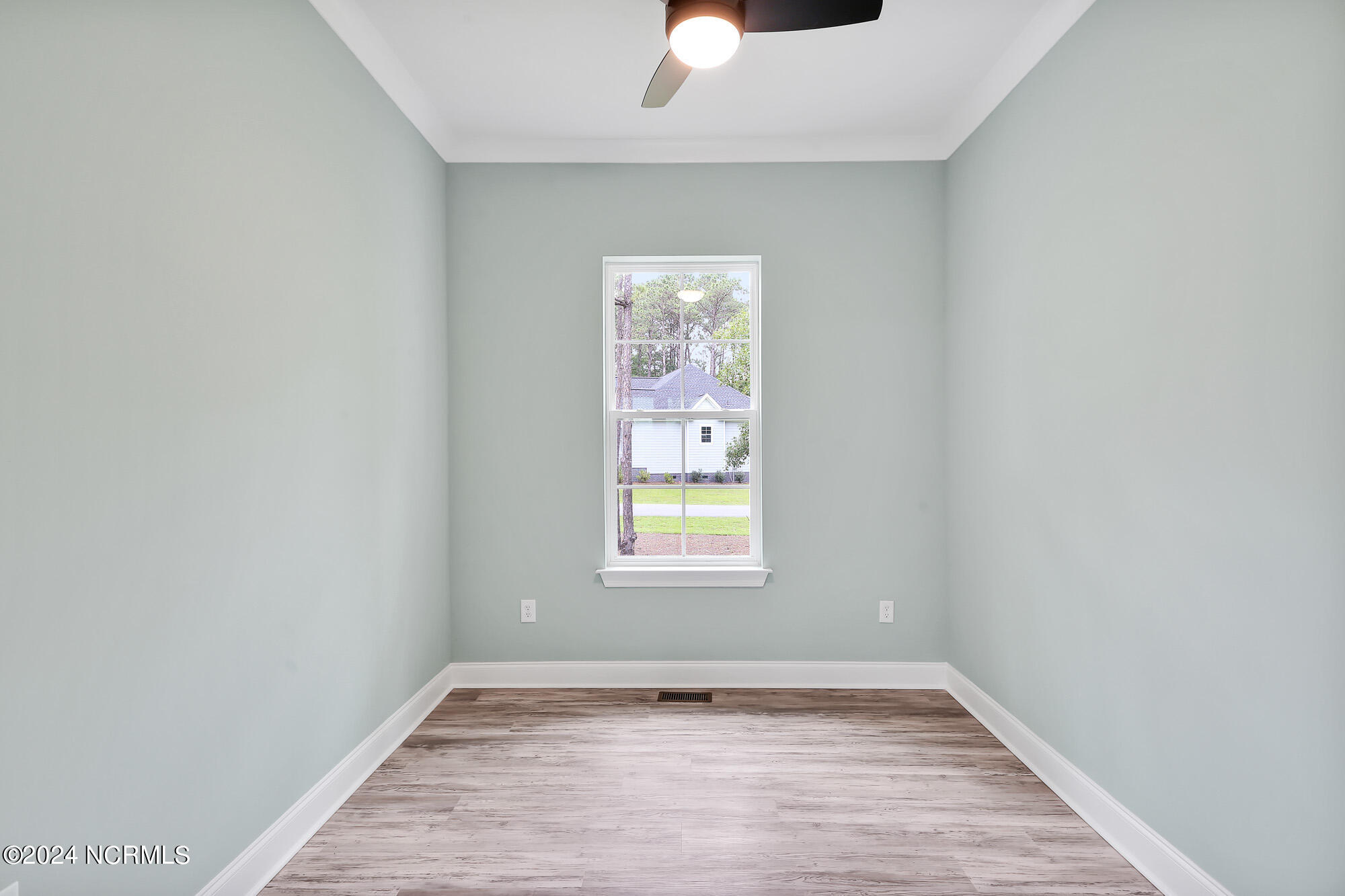 100471538 | Photo 21