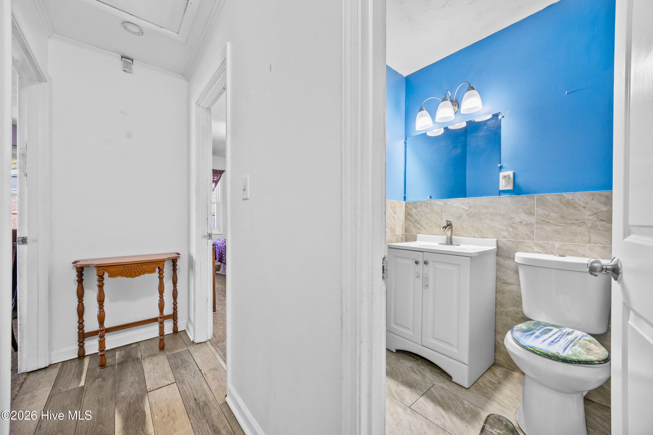 100555570 | Photo 22