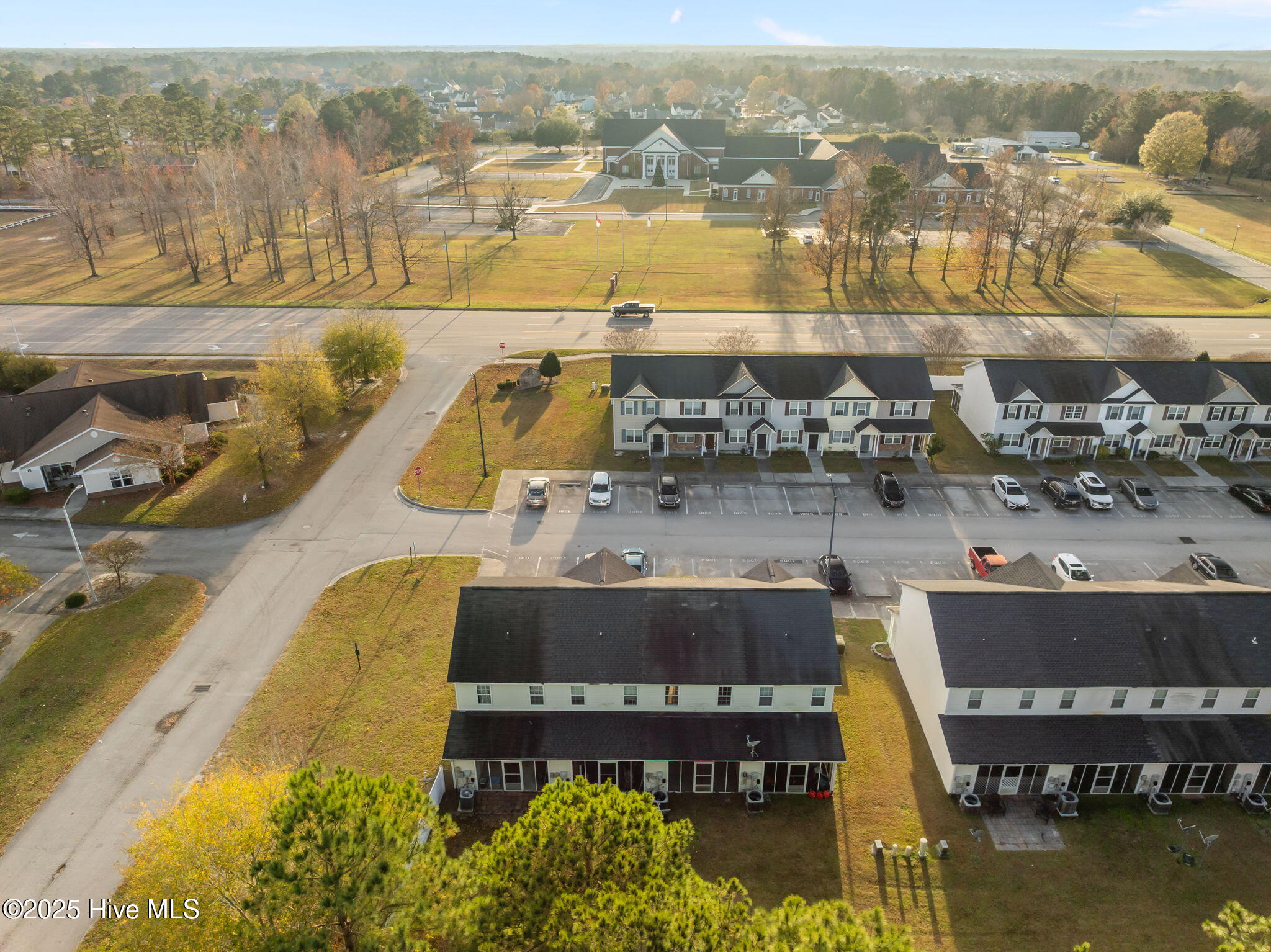 100546249 | Photo 43