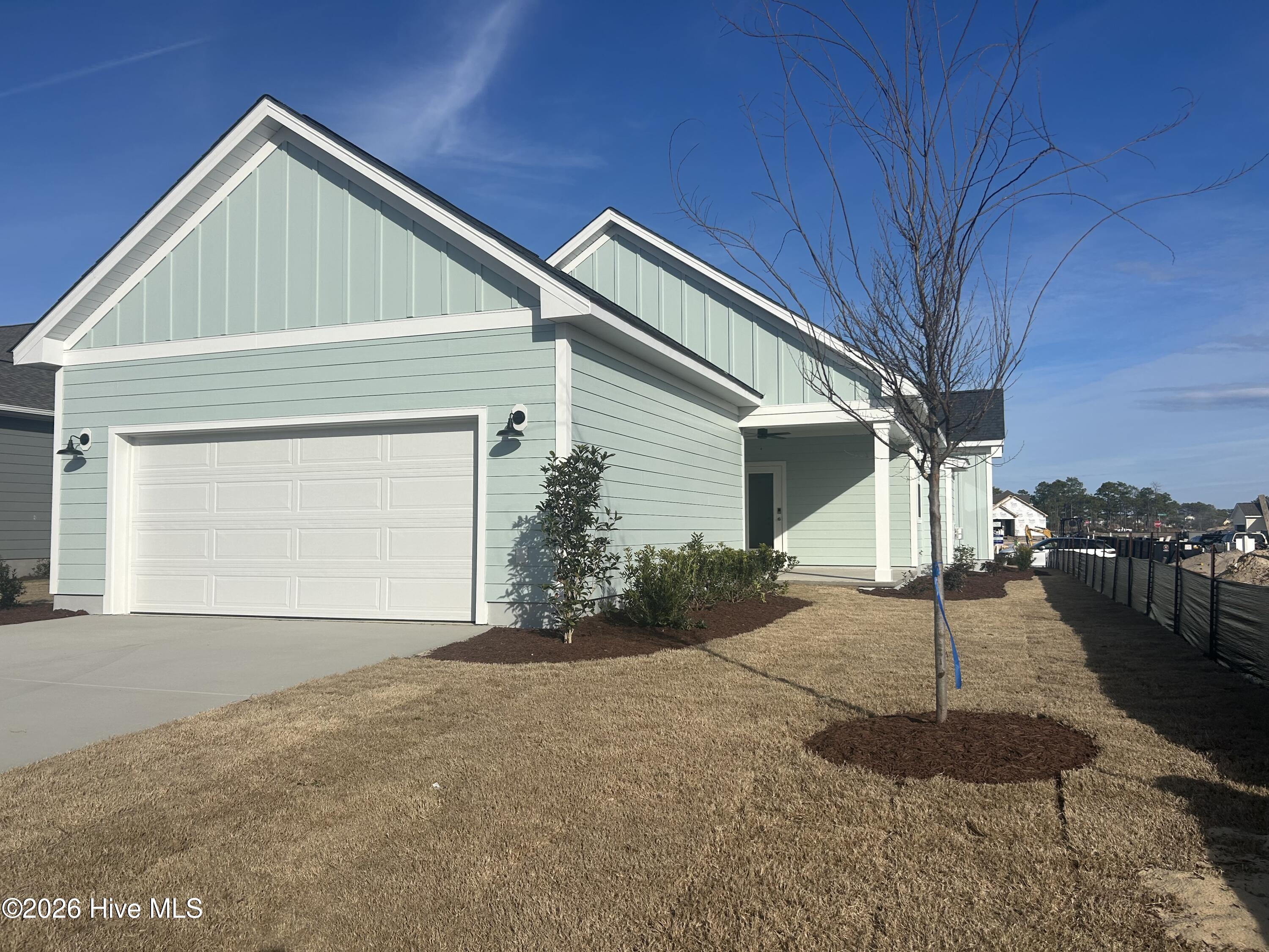 100545811 | Photo 13