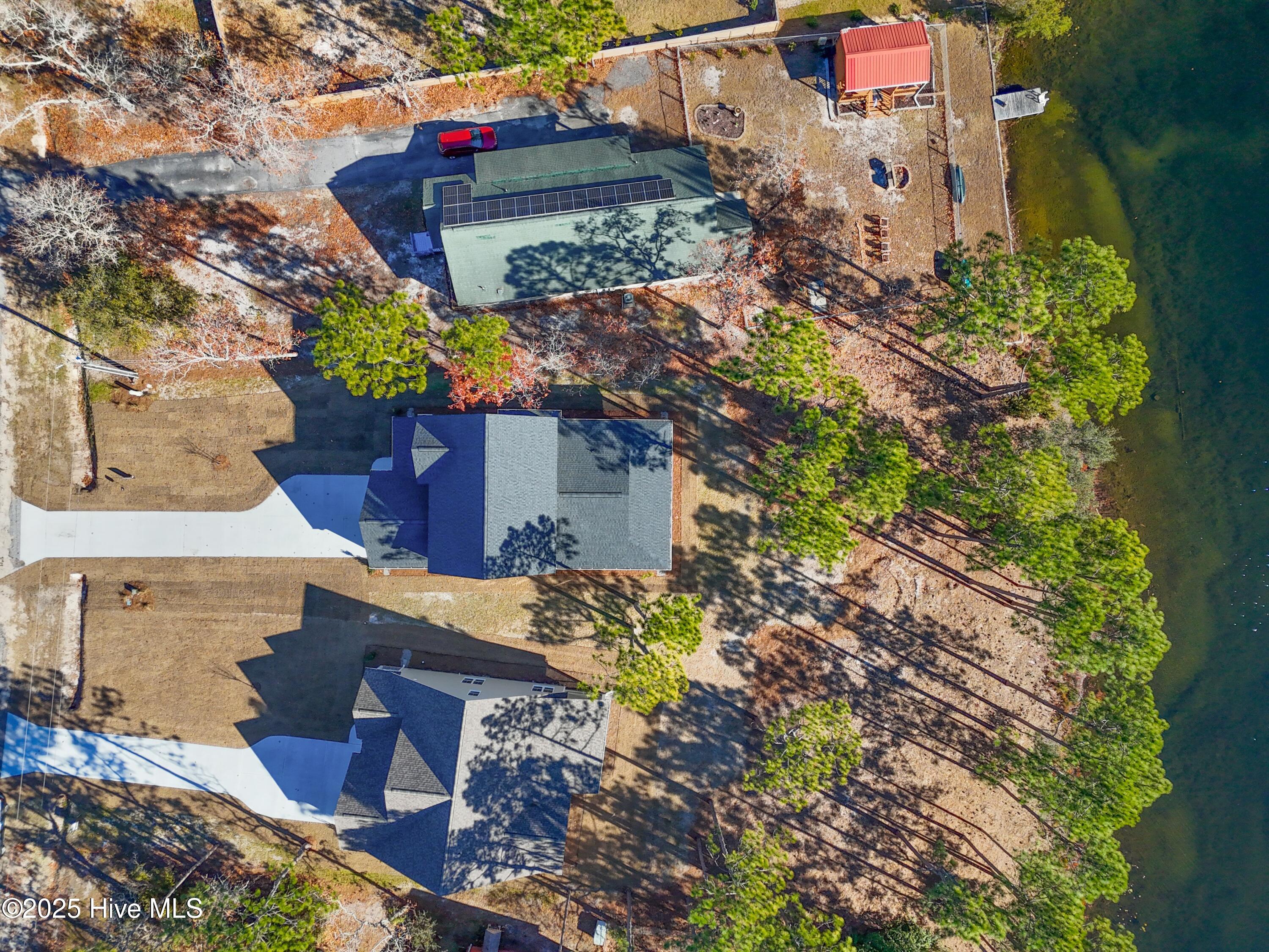 100520444 | Photo 63