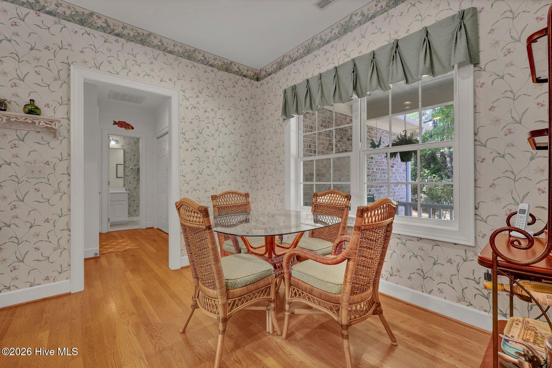 100567286 | Photo 12