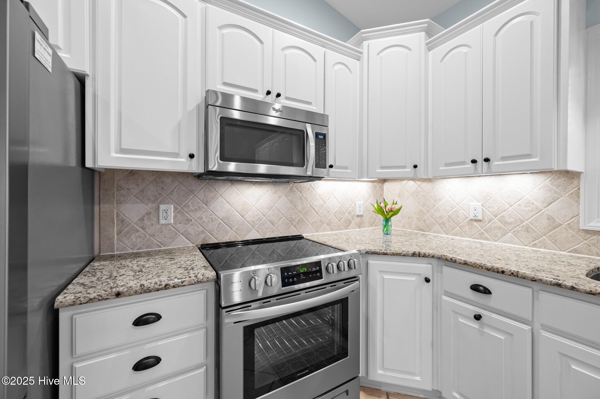 100531222 | Photo 30