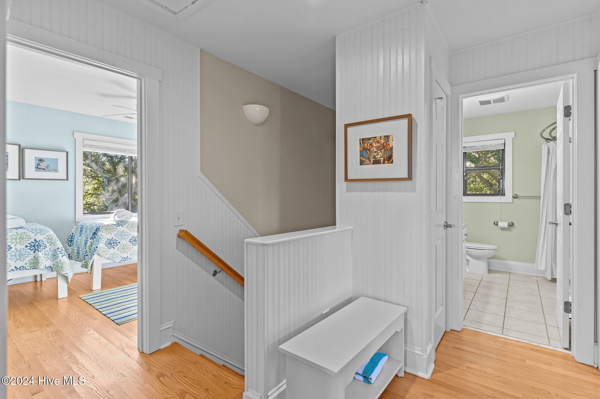 100551780 | Photo 35