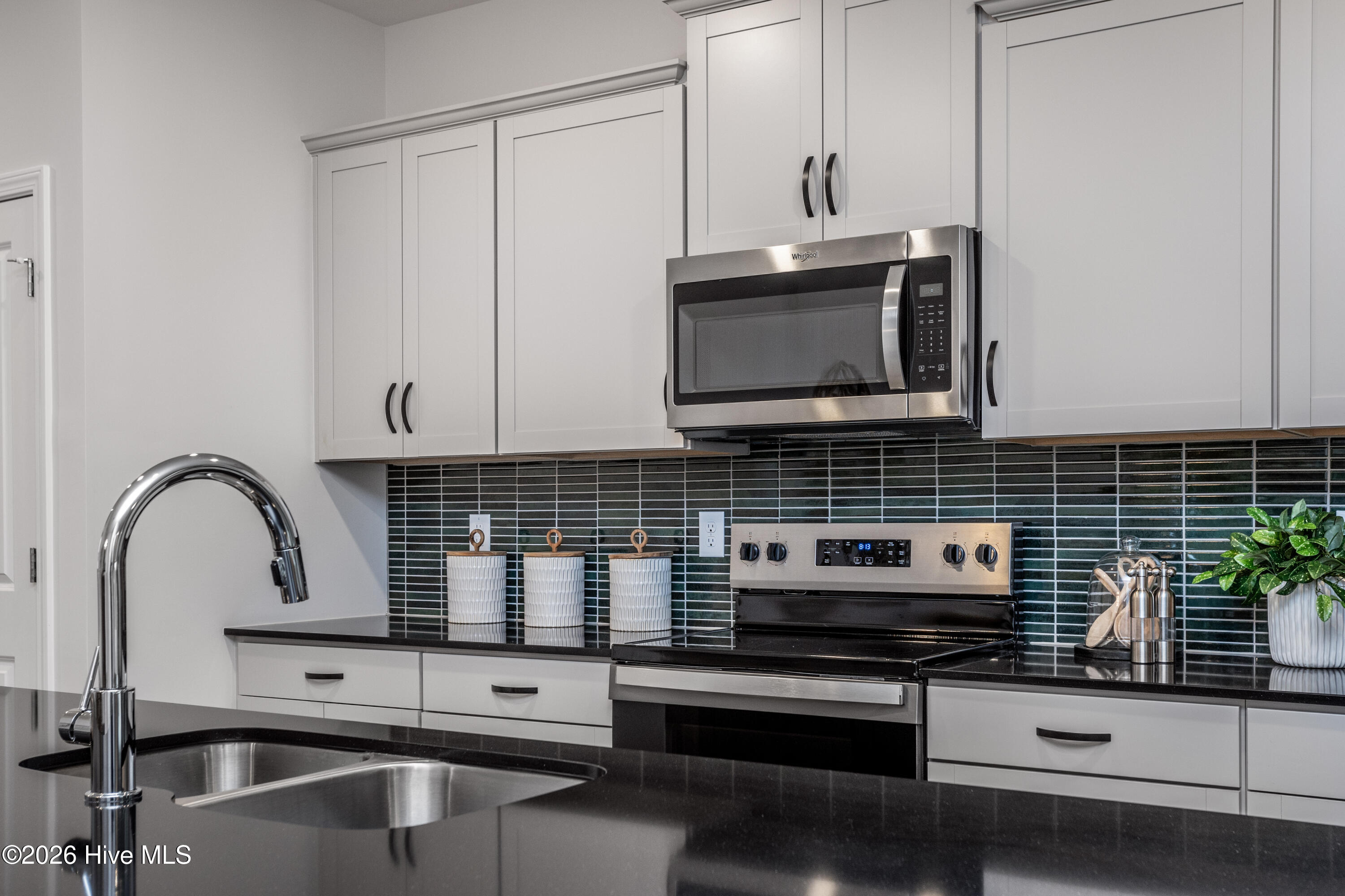 100547505 | Photo 26