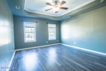 100570025 | Photo 20