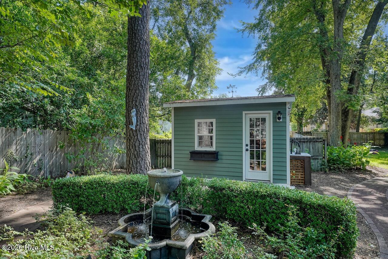 100560028 | Photo 52