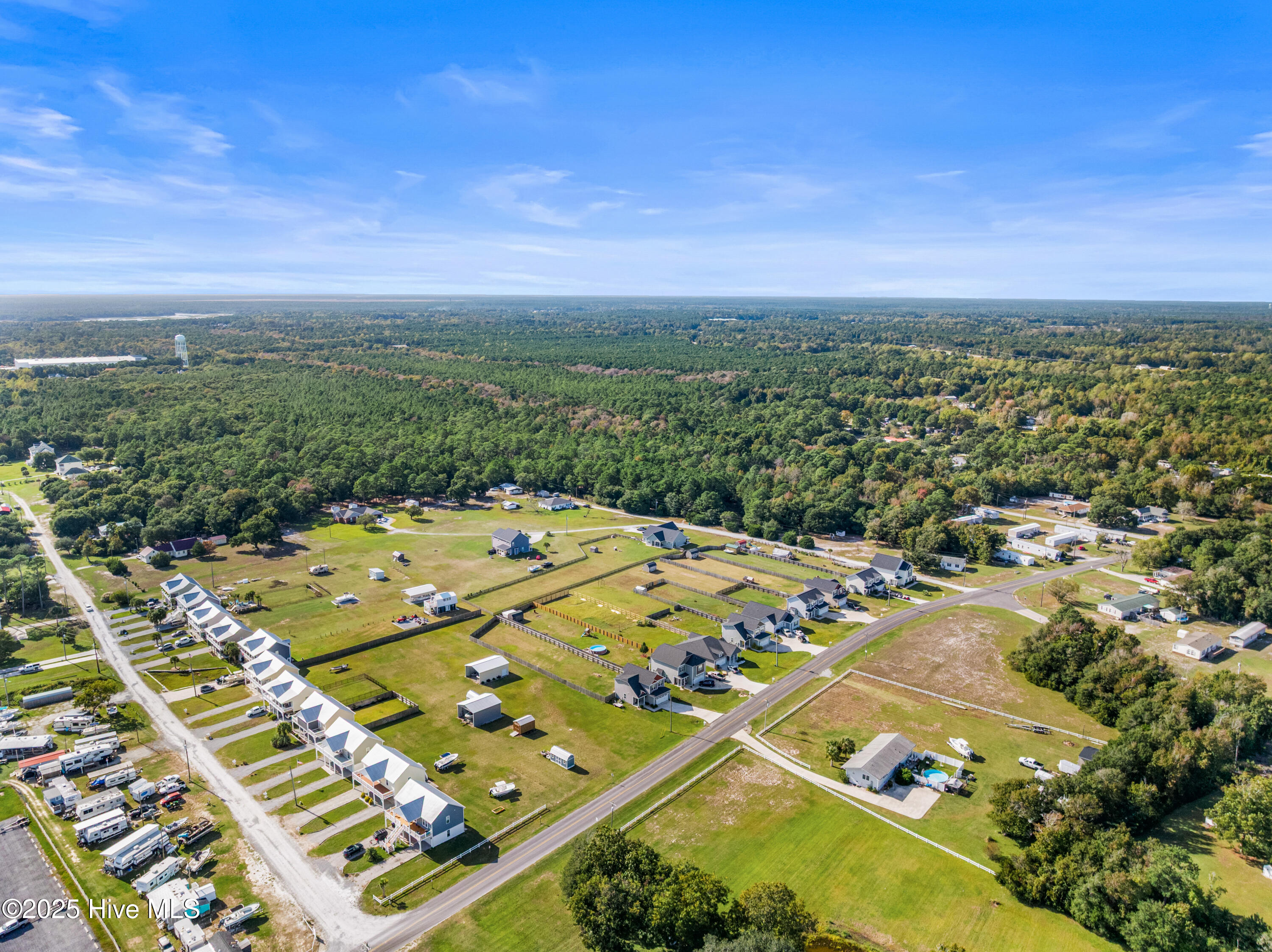 100538122 | Photo 64