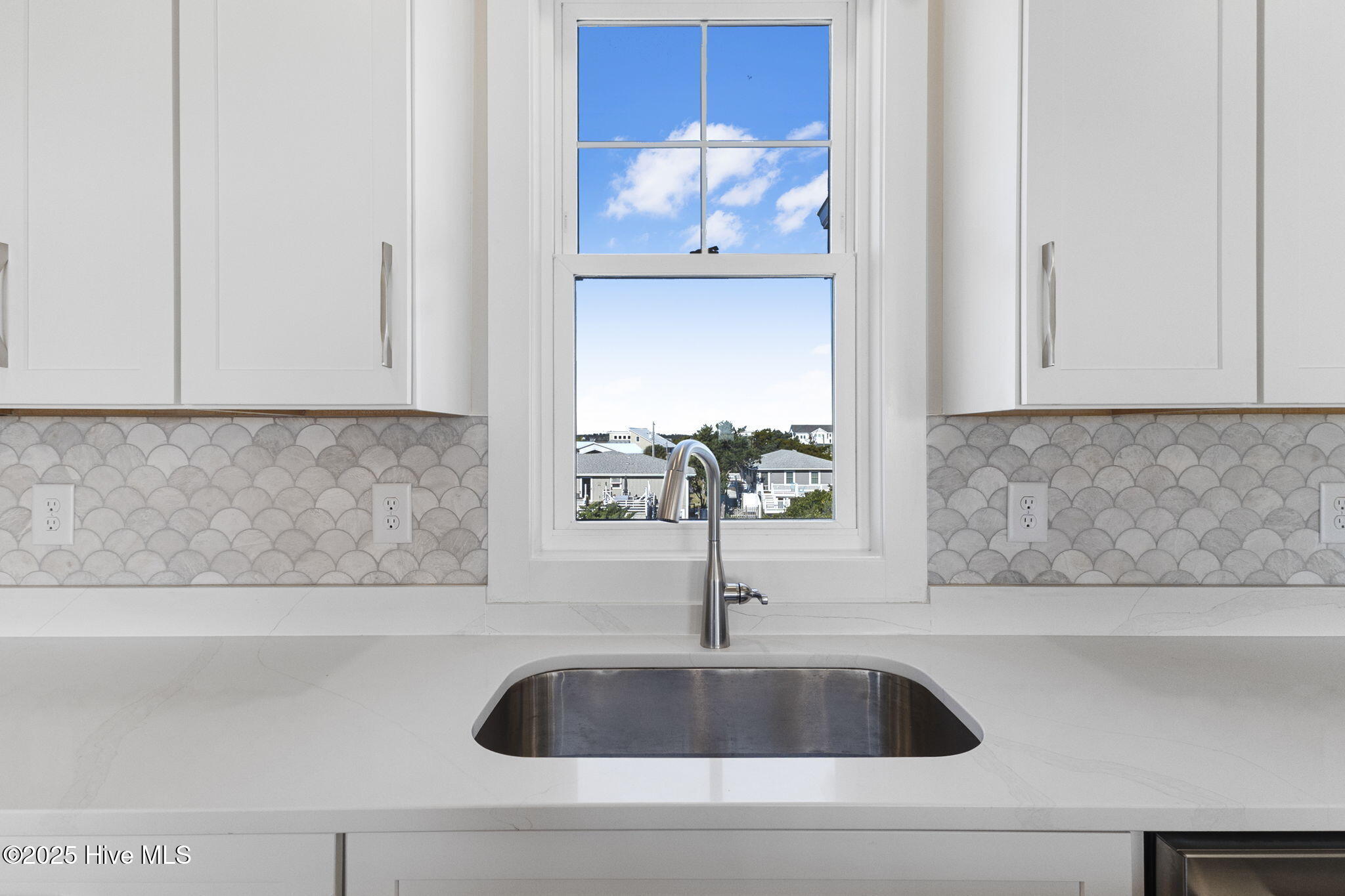 100522656 | Photo 14