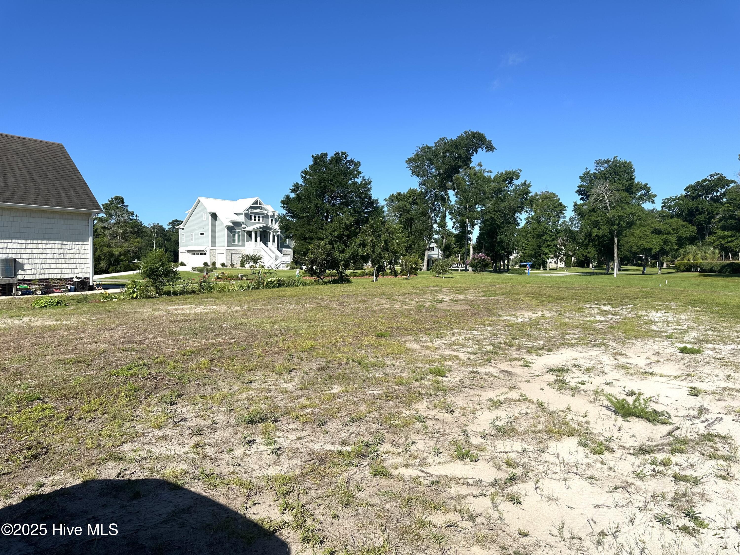 100558486 | Photo 28