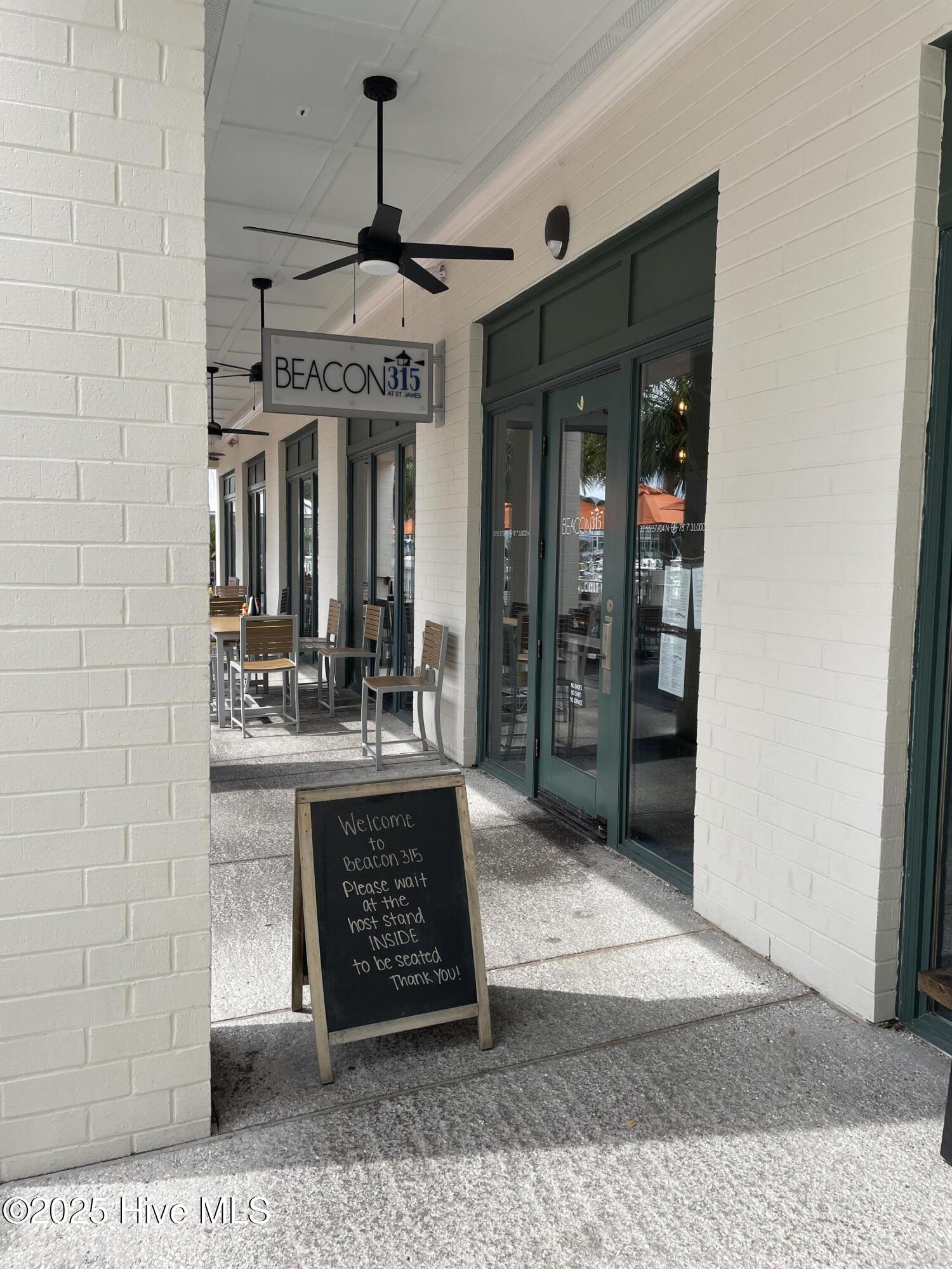 100530438 | Photo 13