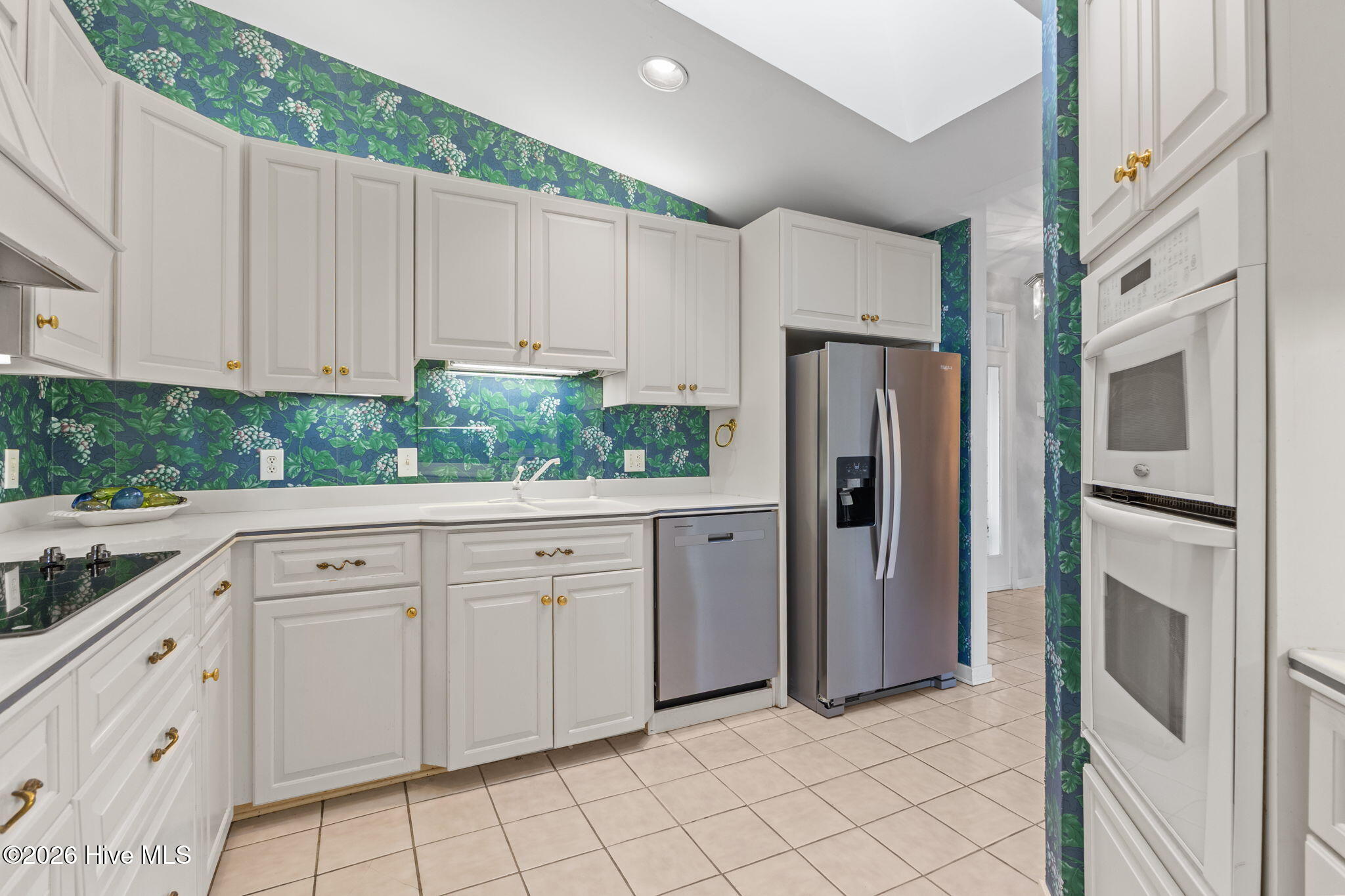 100564648 | Photo 21