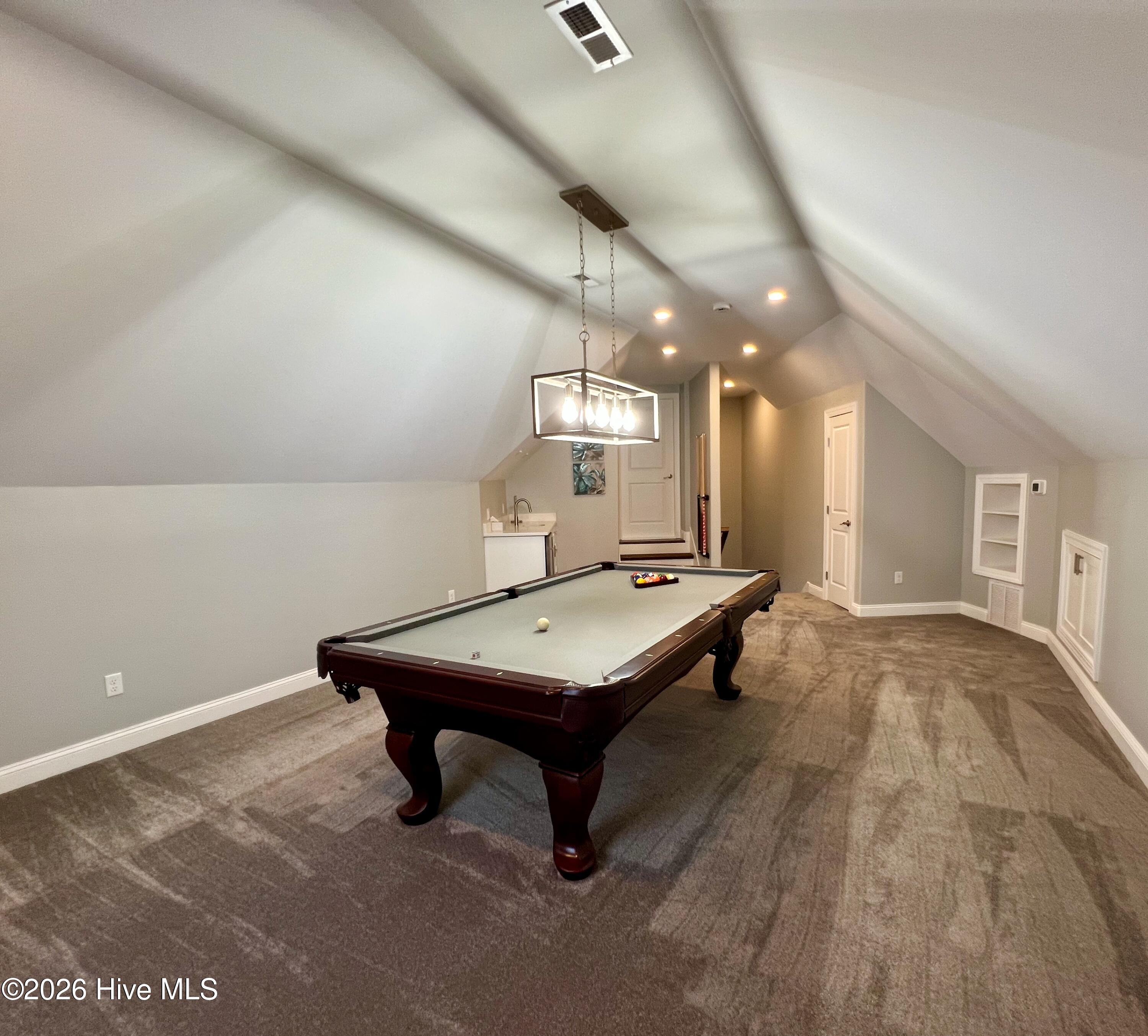 100549571 | Photo 61