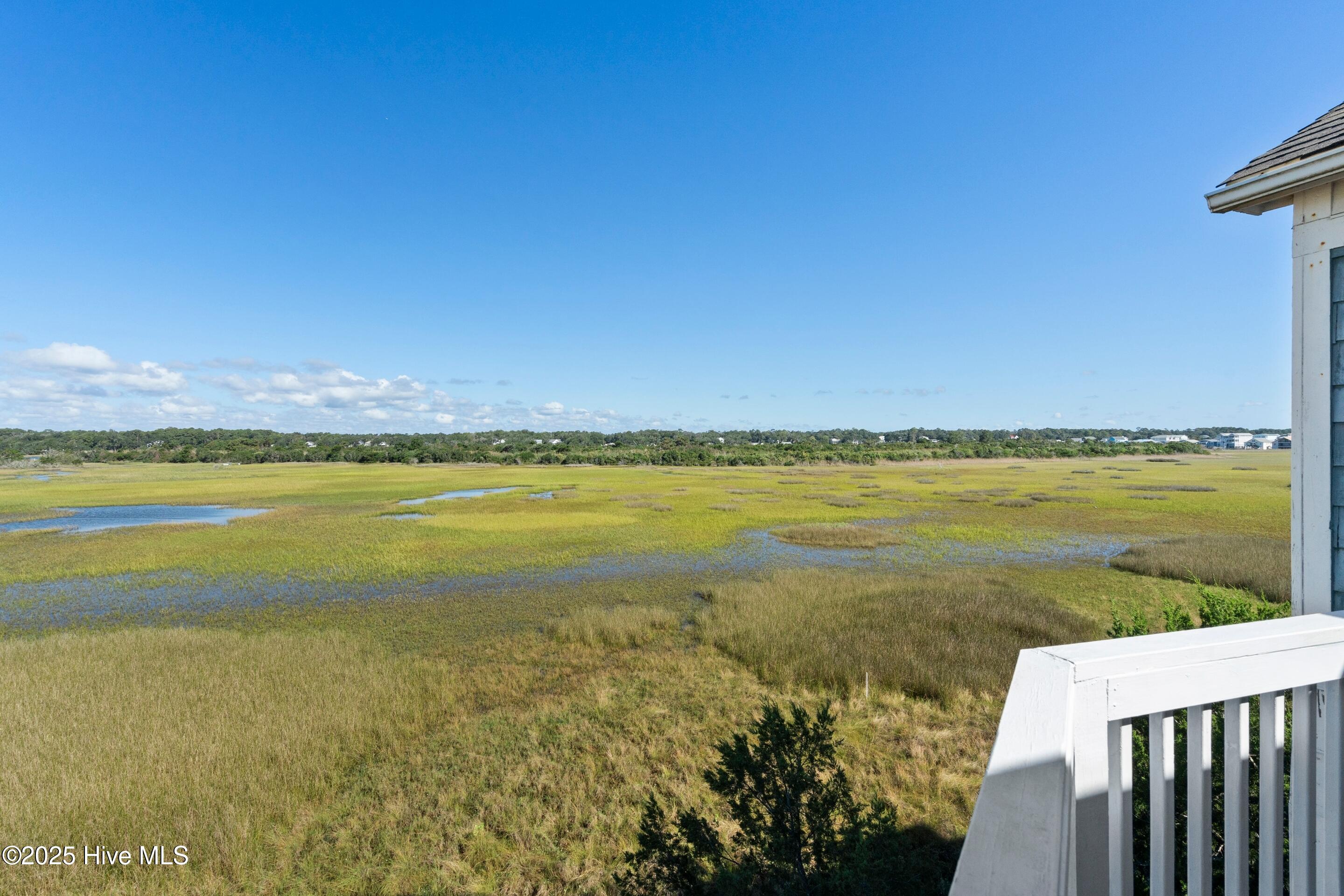 100536770 | Photo 23