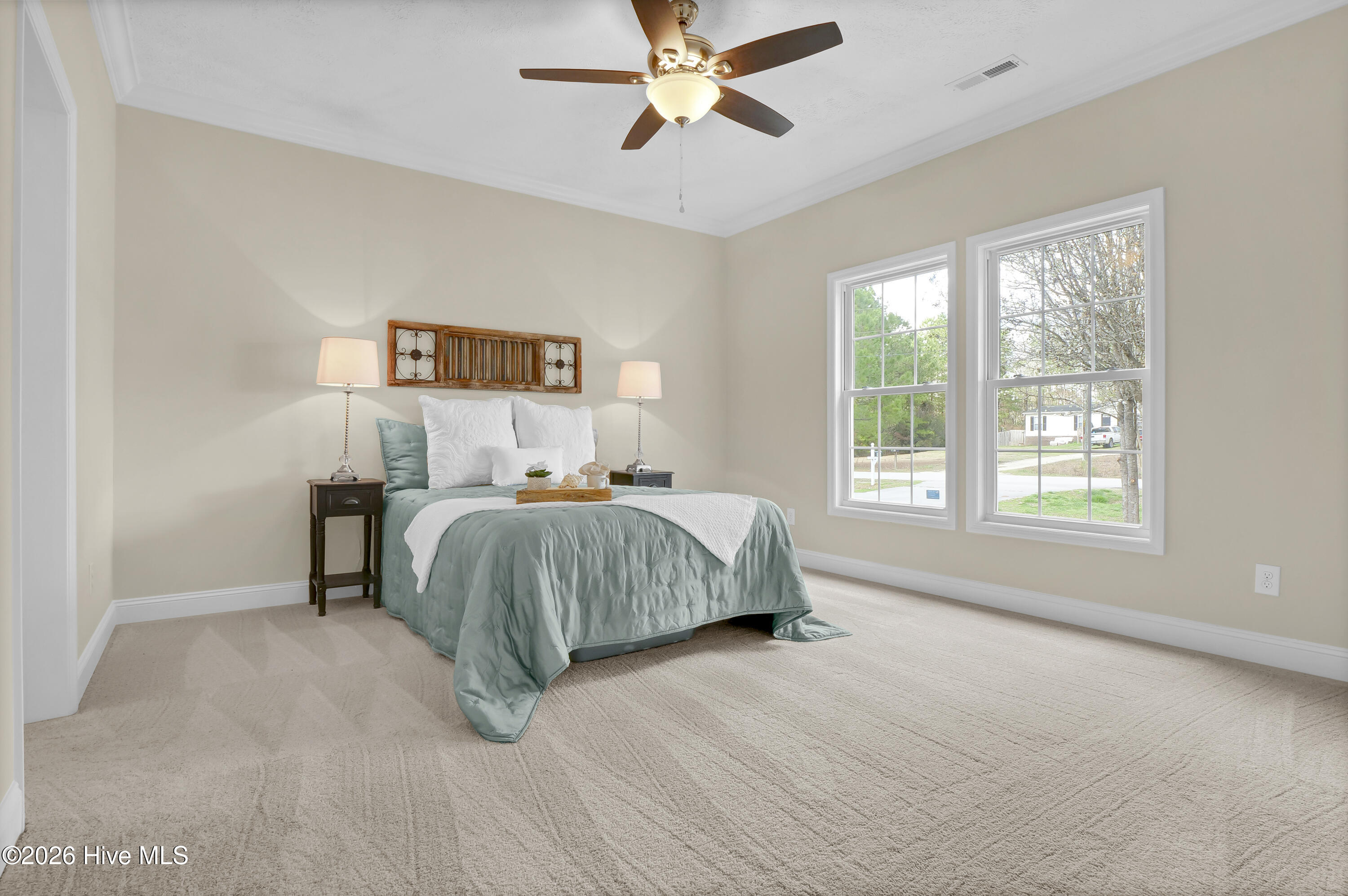 100559268 | Photo 14