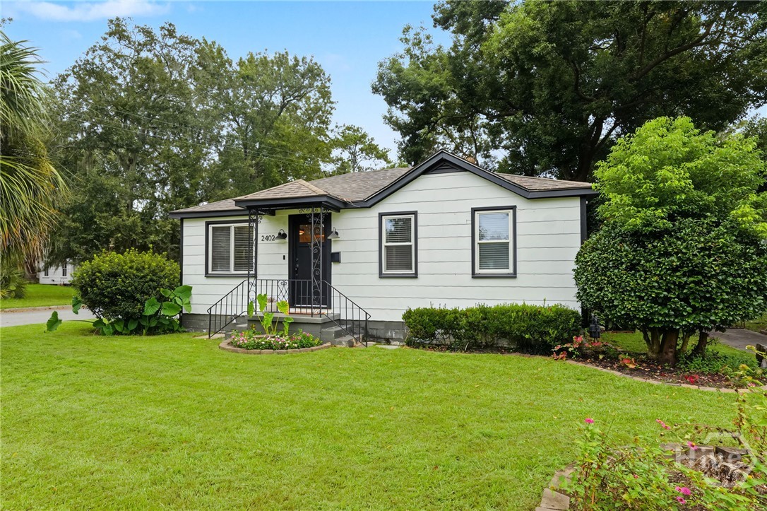 Photo 2 of Single family home for sale at 2402 Texas Ave, Savannah, GA 31404 | MLS# SA365172 | Listing updated on 2026-10-29