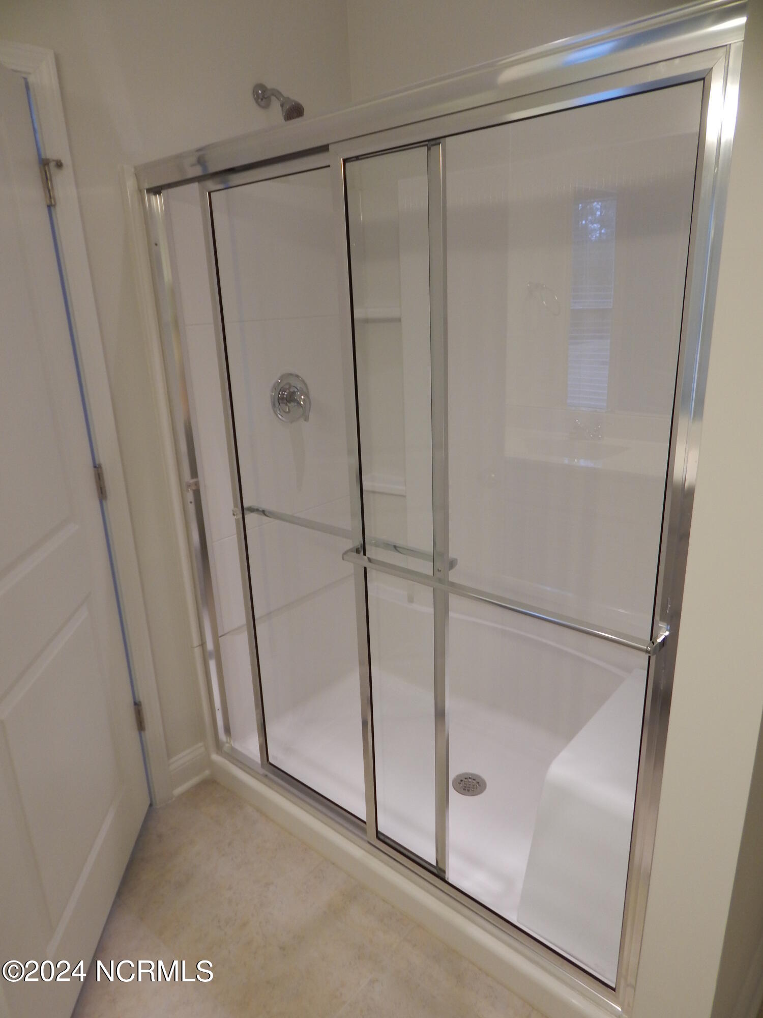 100549496 | Photo 12