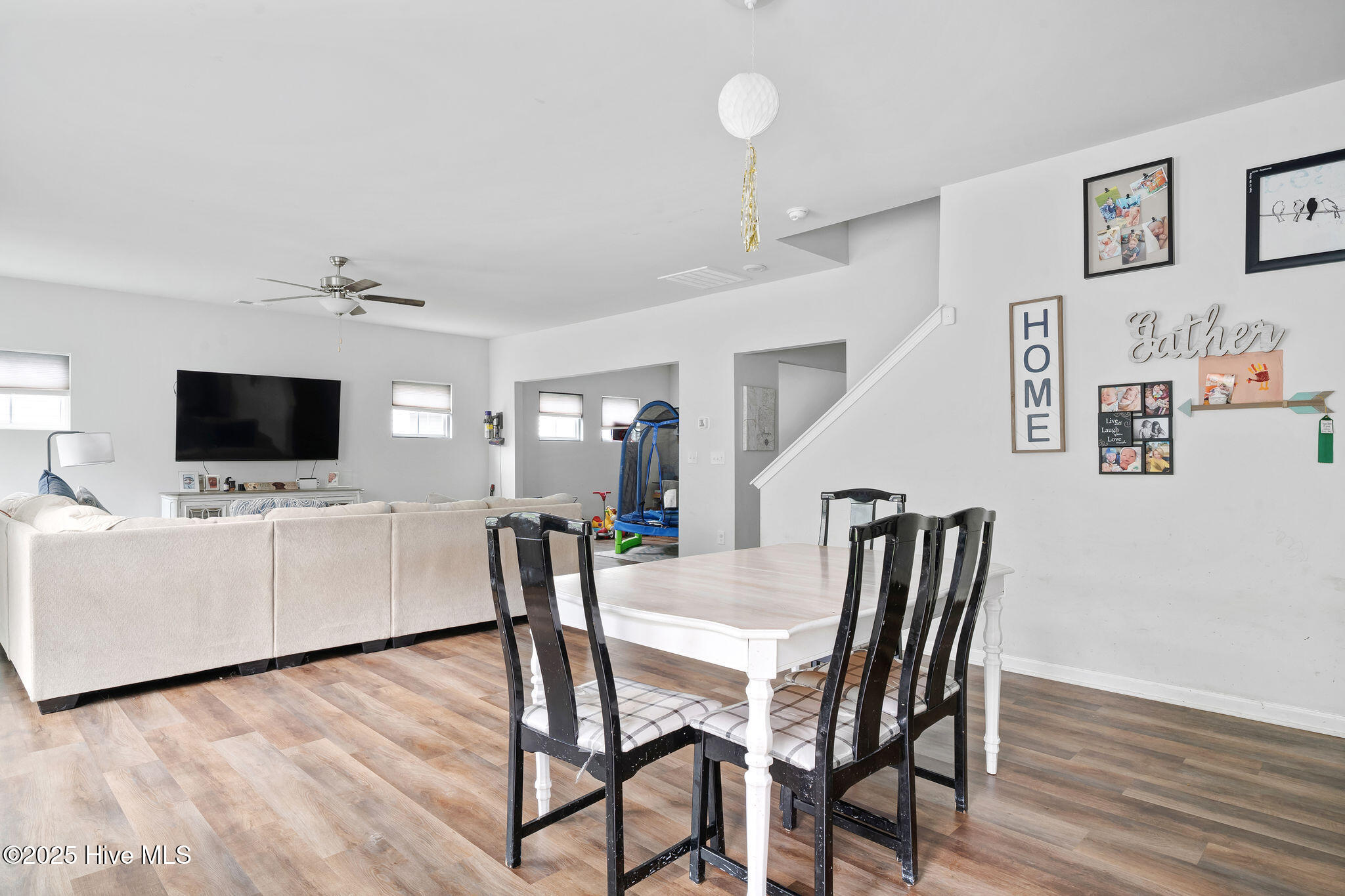 100534531 | Photo 12