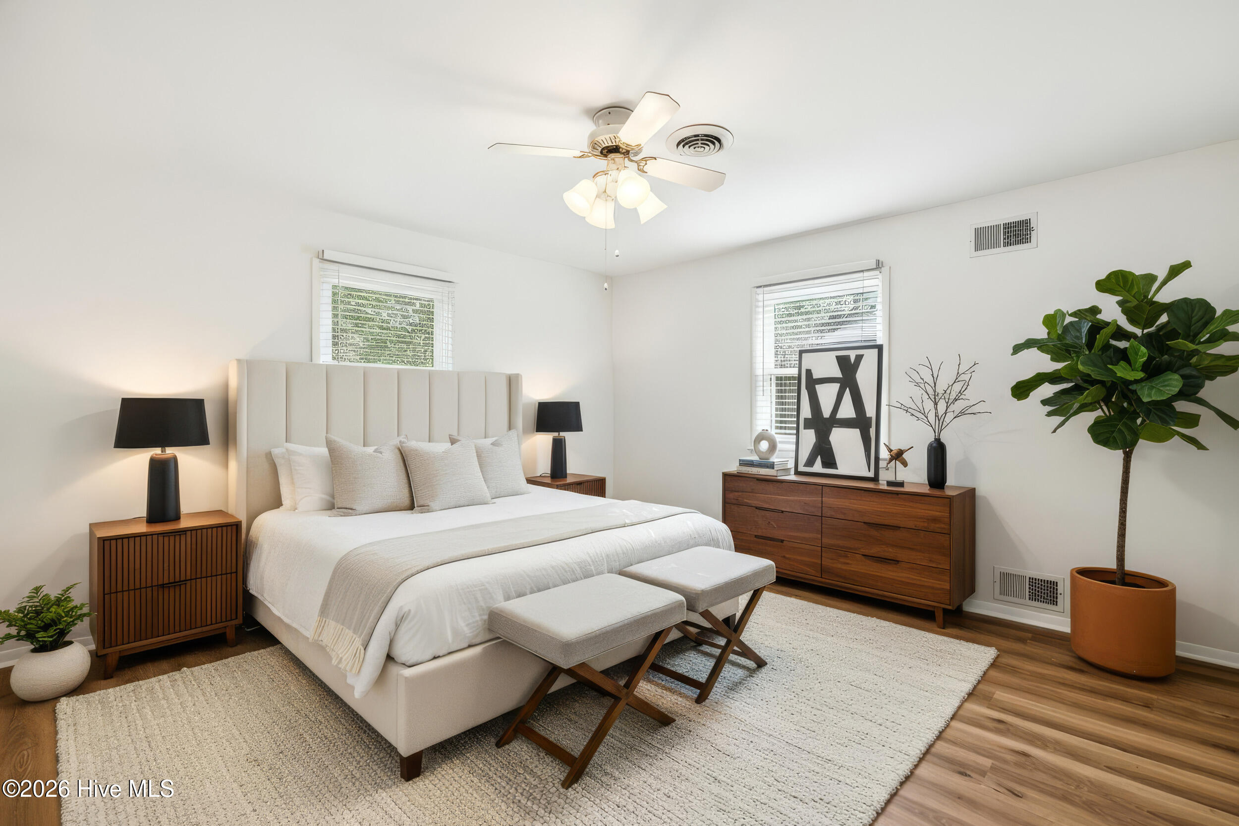 100552518 | Photo 28