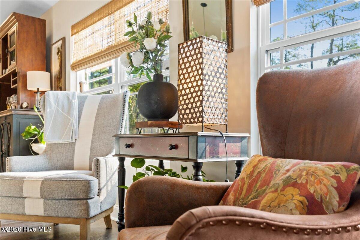 100548136 | Photo 42