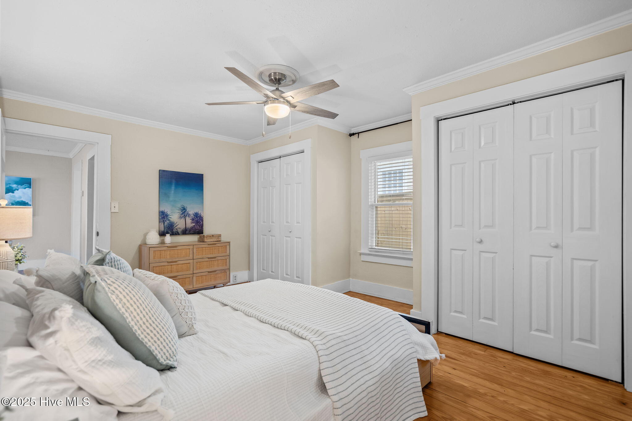 100538860 | Photo 11