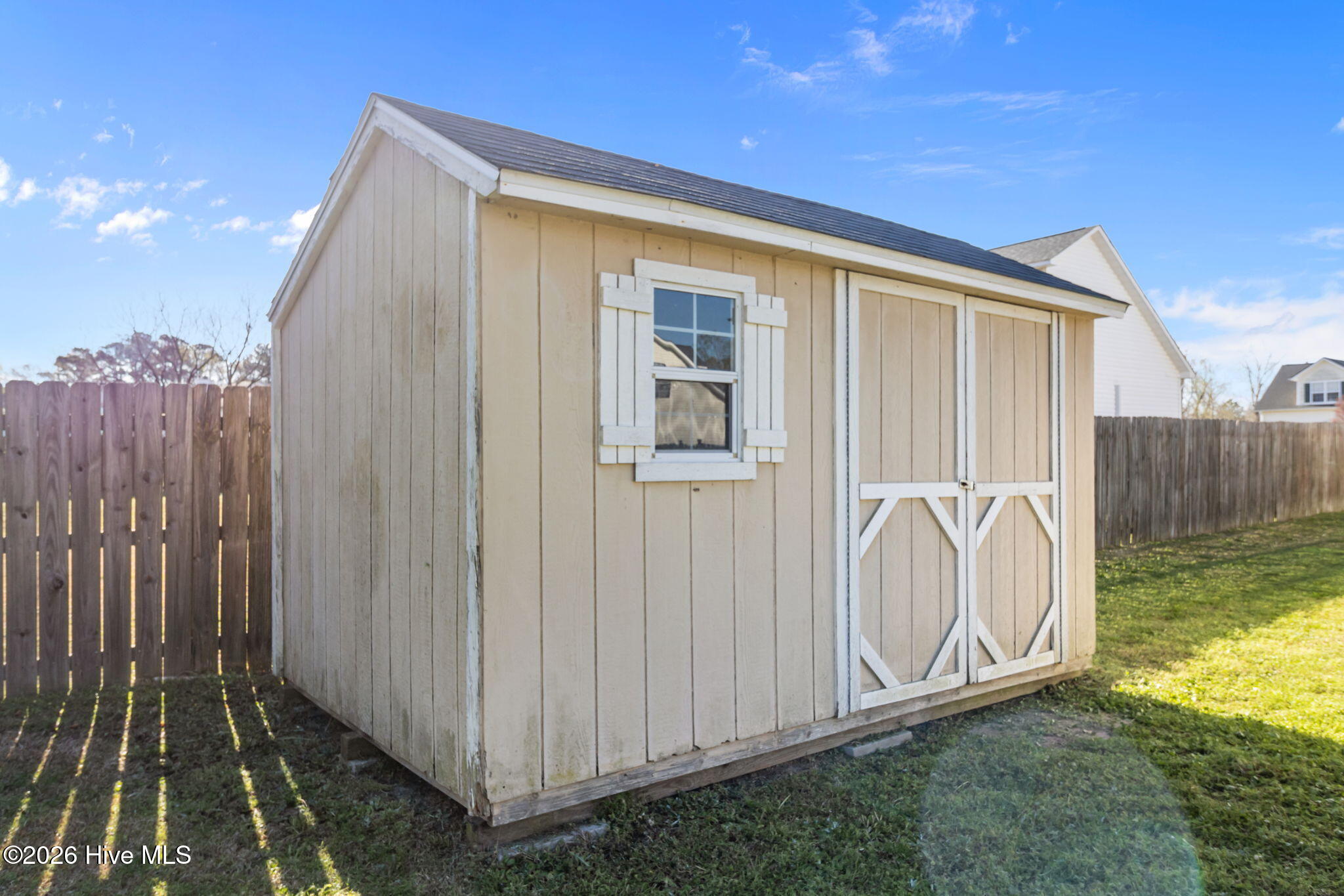 100561943 | Photo 54