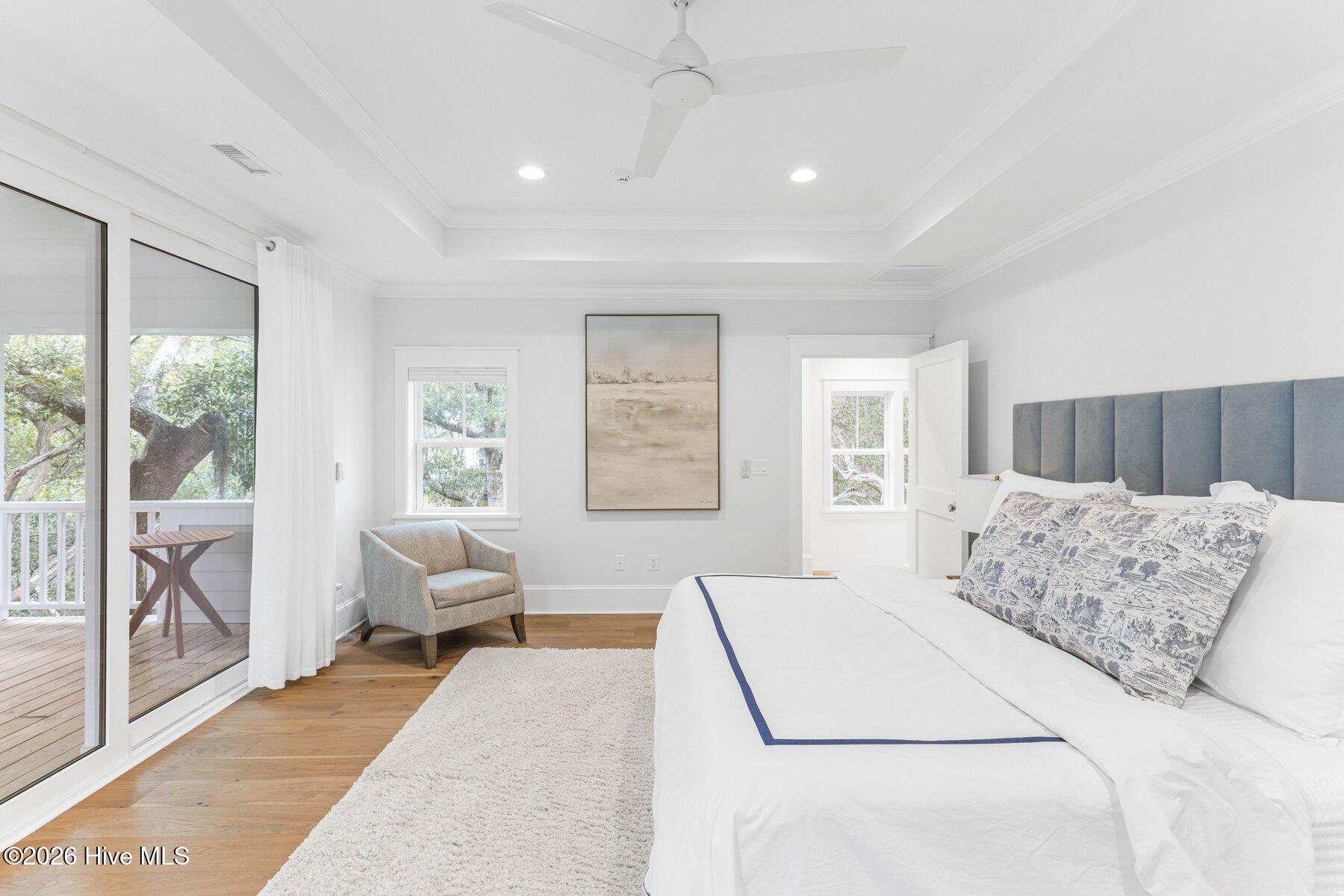 100554015 | Photo 31