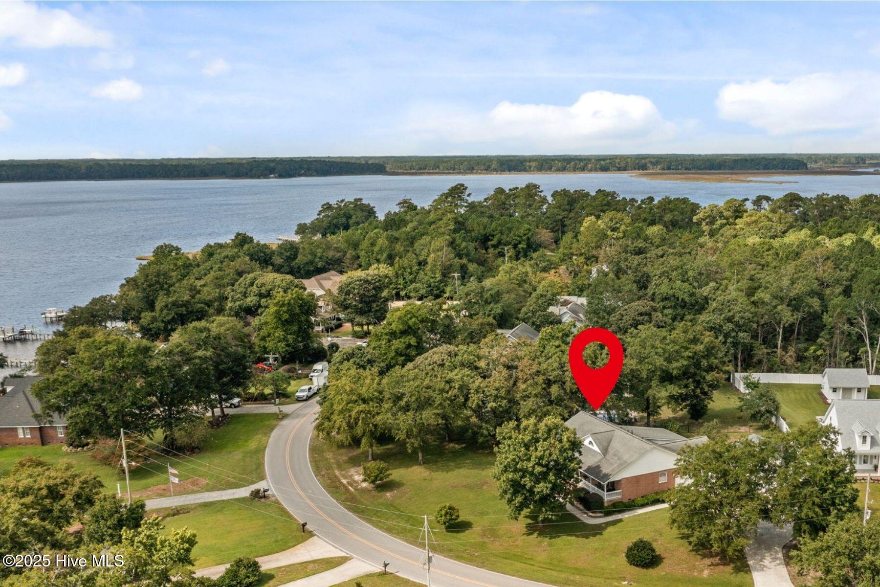 100531854 | Photo 44