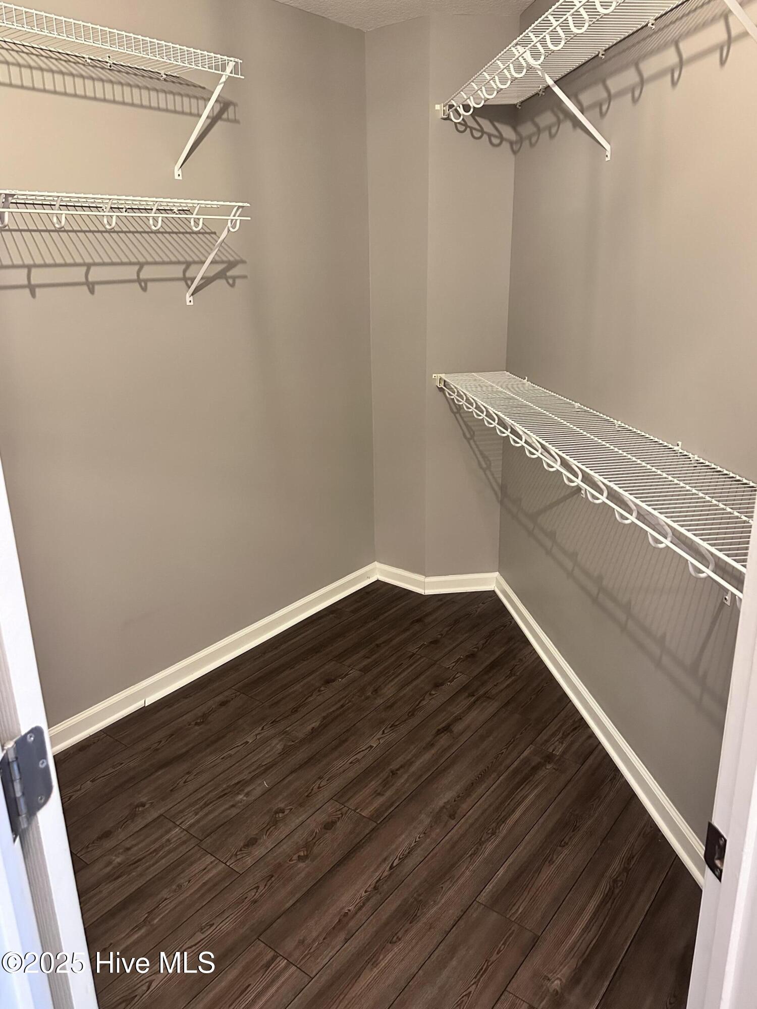 100542774 | Photo 21