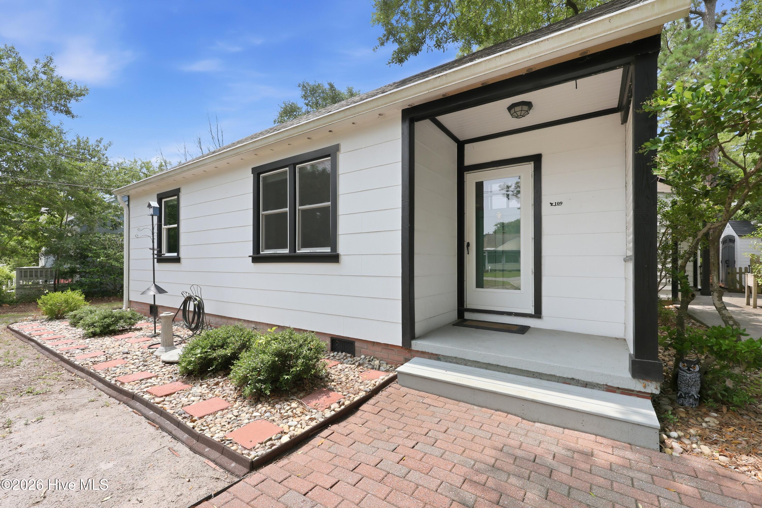 109 Noyes Avenue,Morehead City