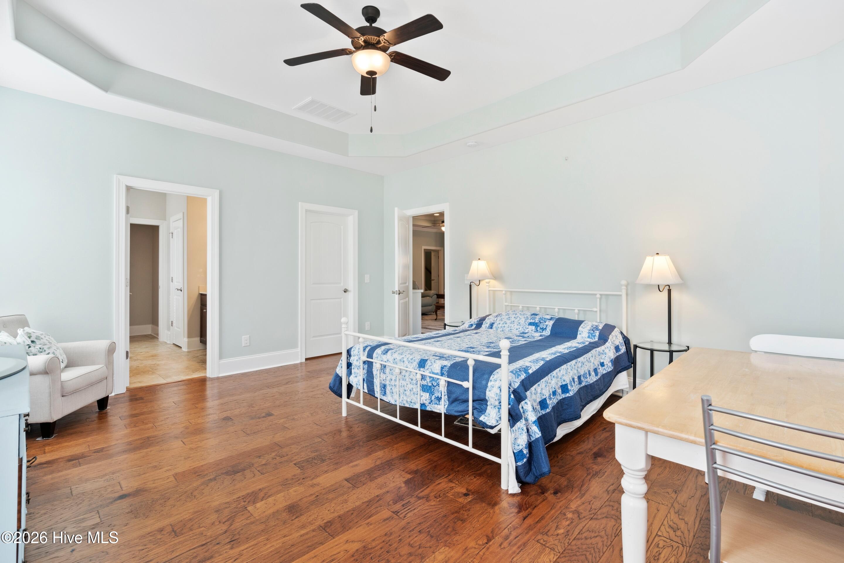 100547652 | Photo 32