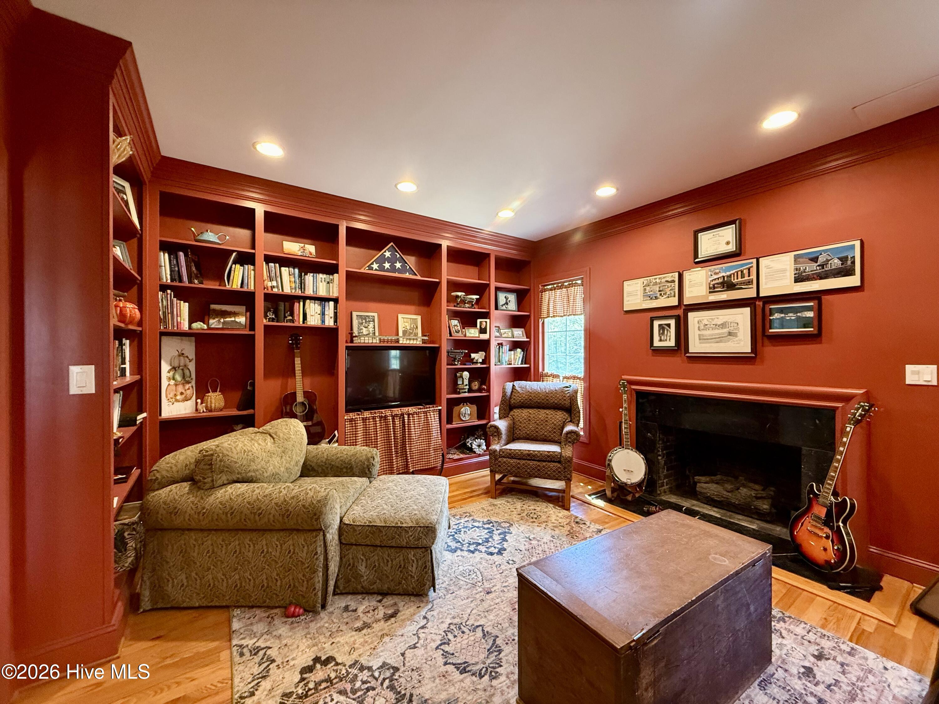 Library/Parlor Room