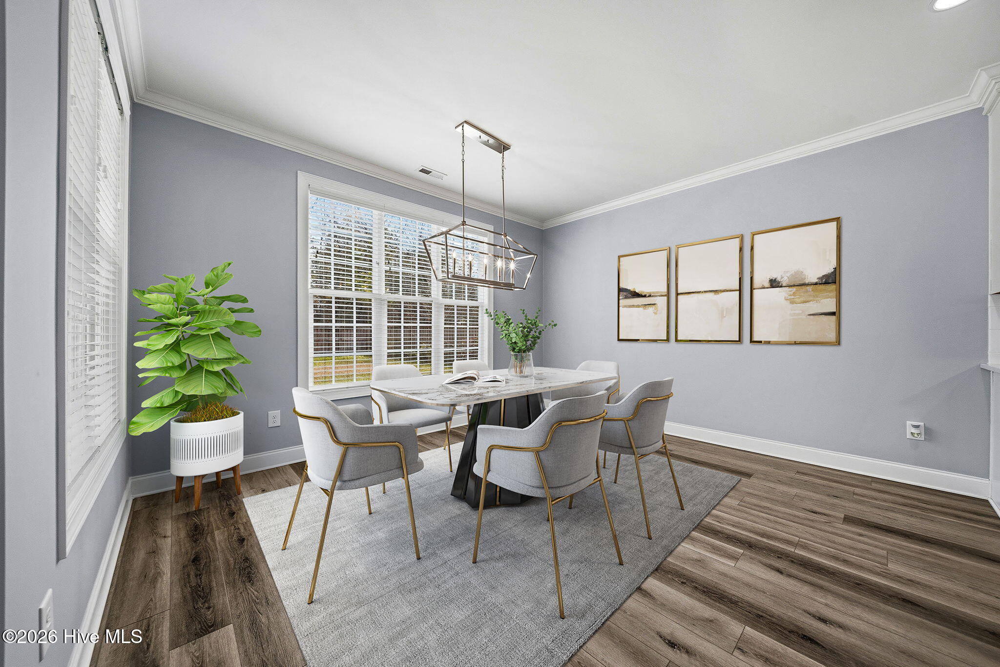 100560908 | Photo 12