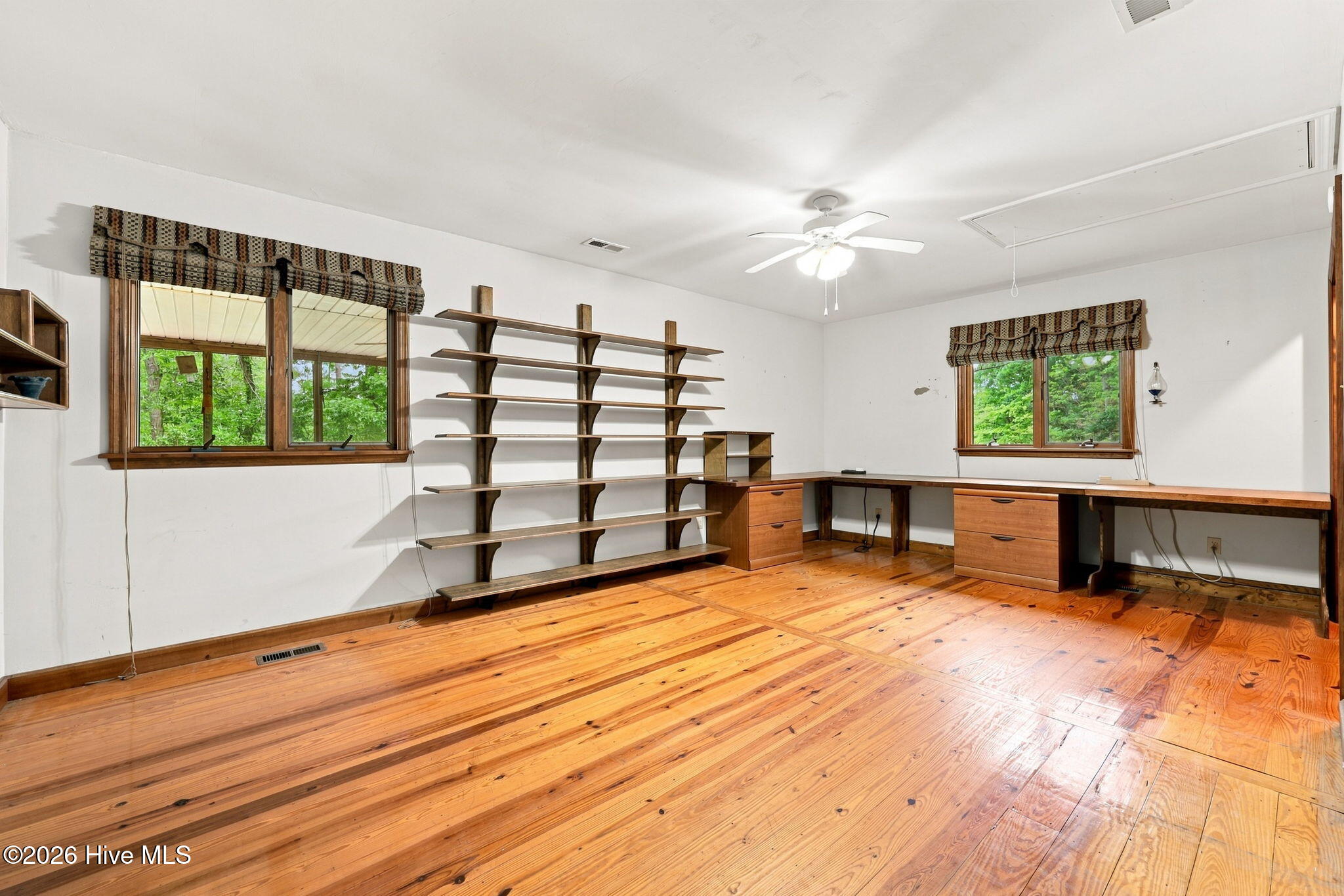 6001 Mainsail Point Road,Oriental