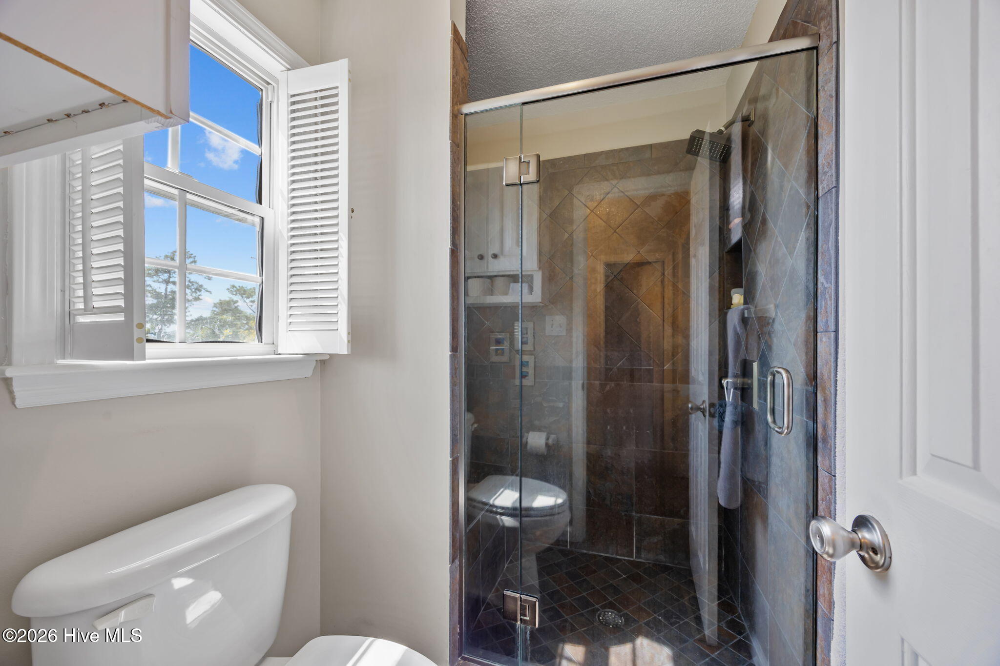 160 Live Oak Road,Newport