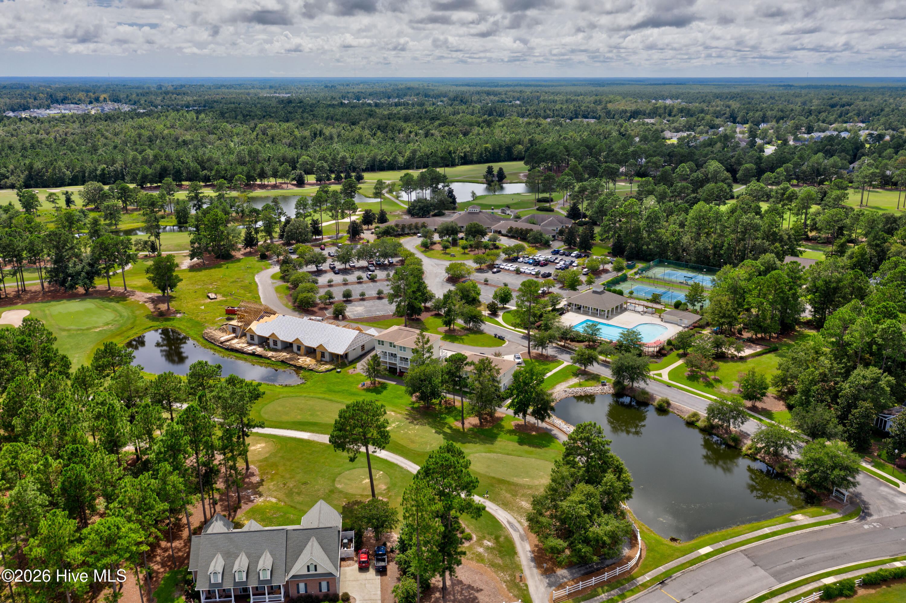 100547187 | Photo 48