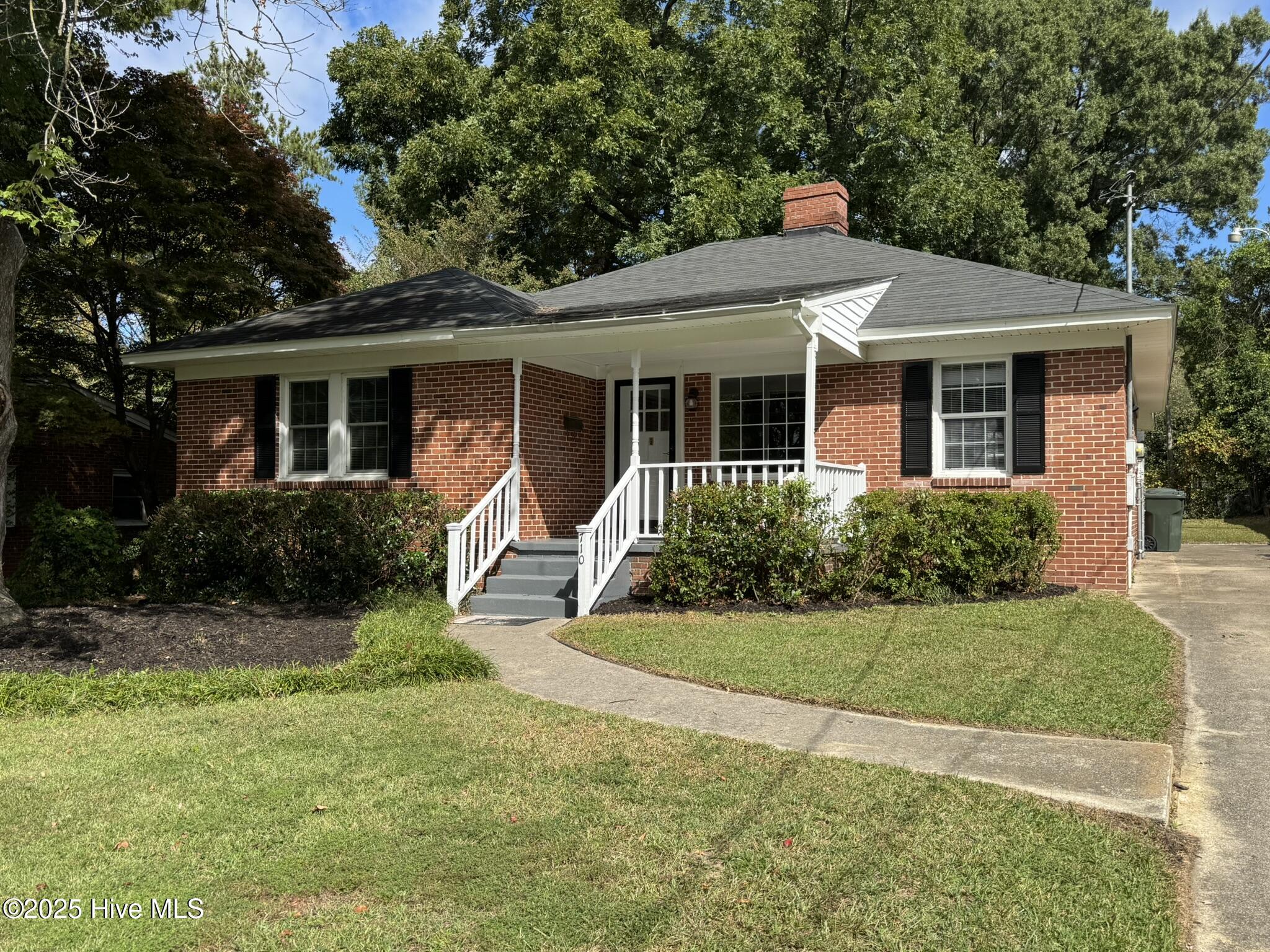 69B0D746-A4F9-498D-9693-85DECC072301_1_1