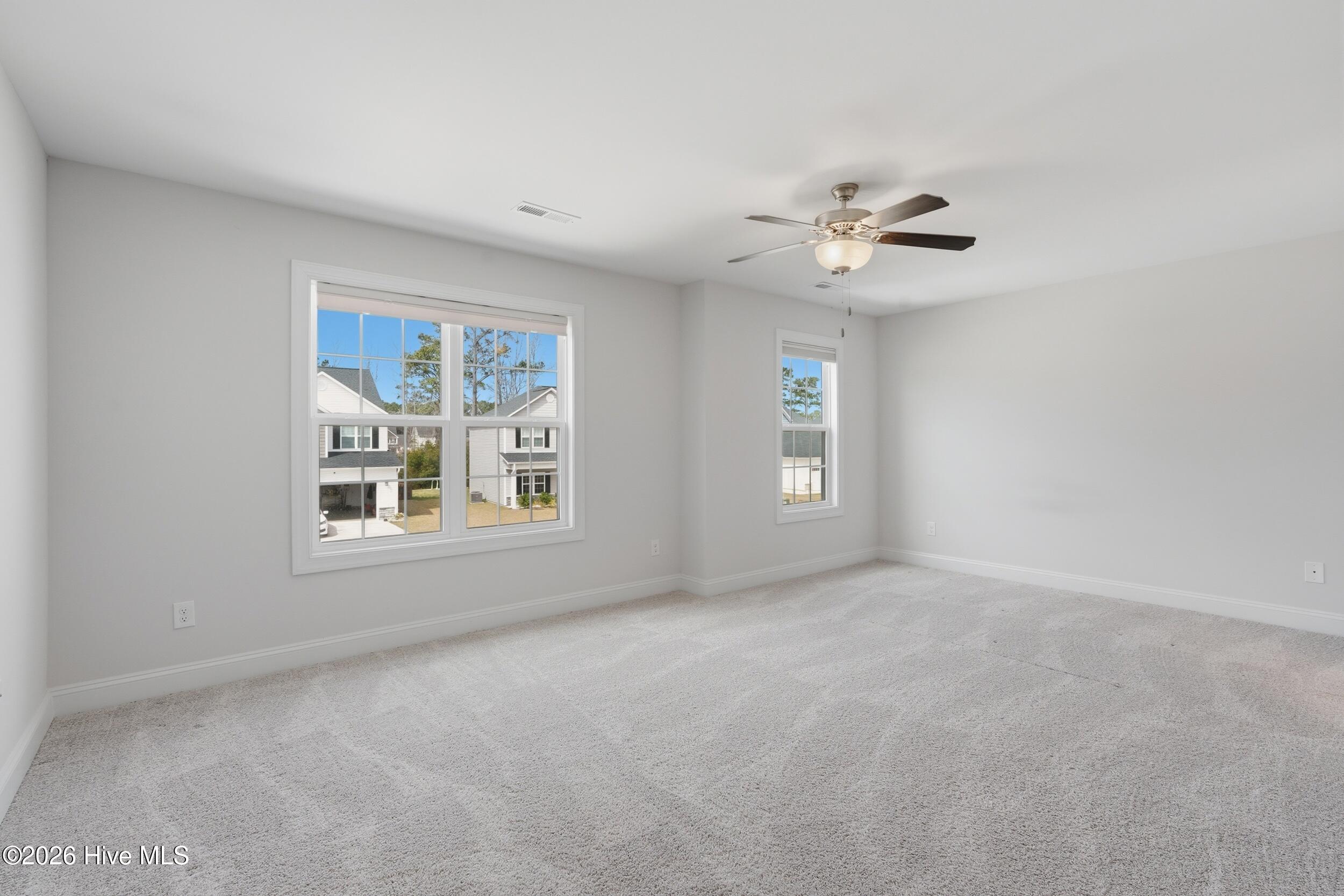 100559479 | Photo 20